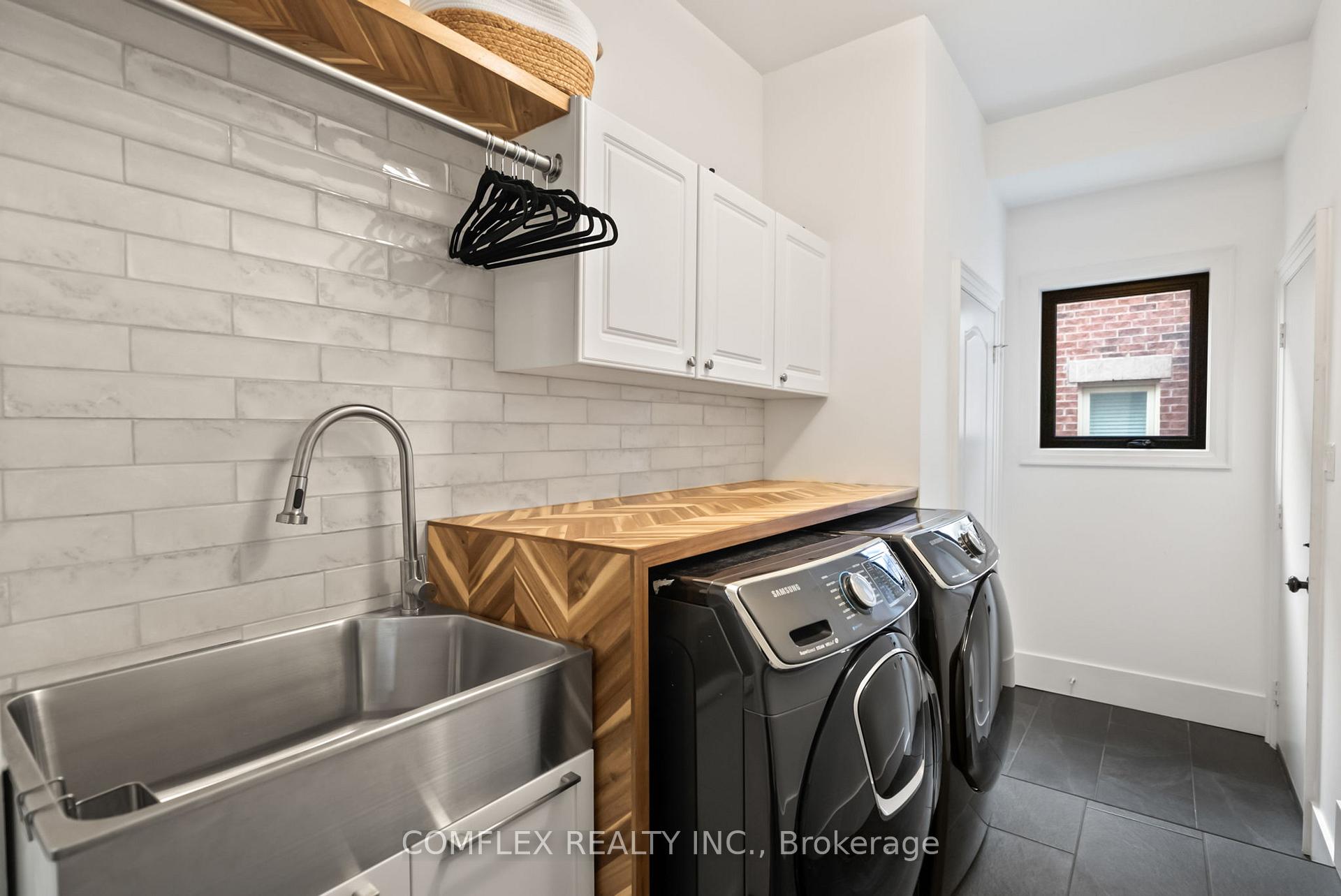 Photo 9 of 57 Hanson Crescent, Whitby, Brooklin — HOMEH