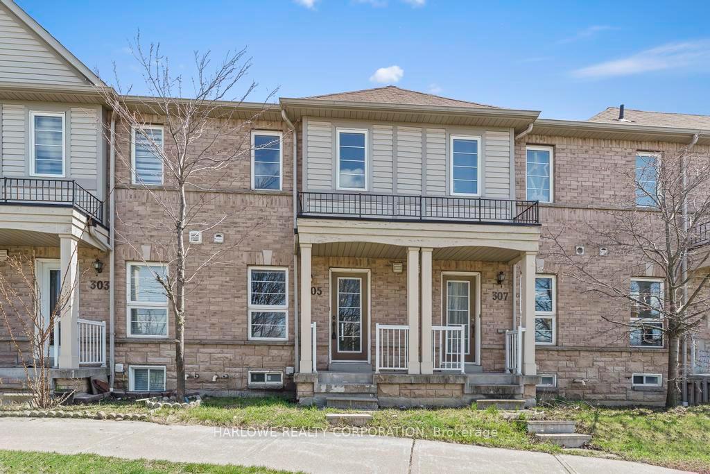 Photo 3 of 305 Monarch Avenue, Ajax, South West — HOMEH