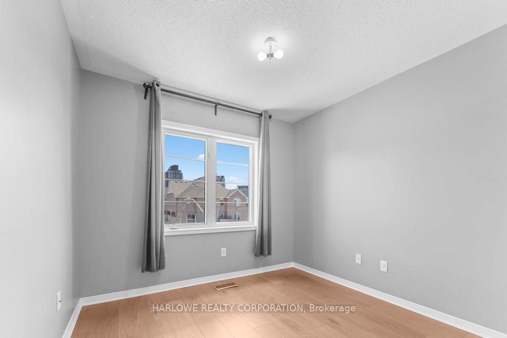 Photo 28 of 305 Monarch Avenue, Ajax, South West — HOMEH