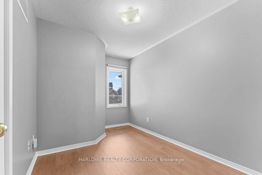 Photo 31 of 305 Monarch Avenue, Ajax, South West — HOMEH