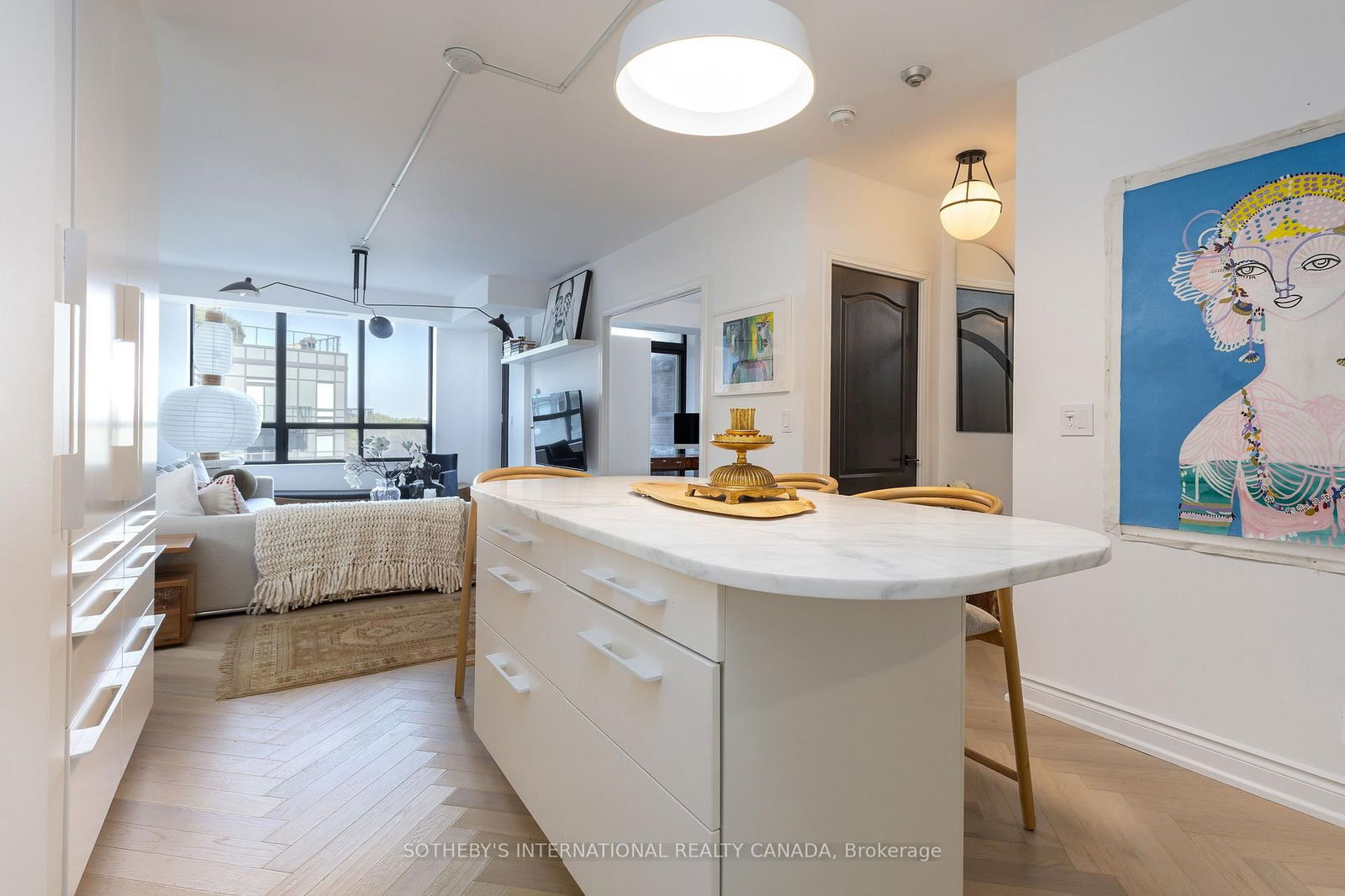 Photo 4 of Unit 801, 20 Collier St, Toronto, Rosedale-Moore Park — HOMEH