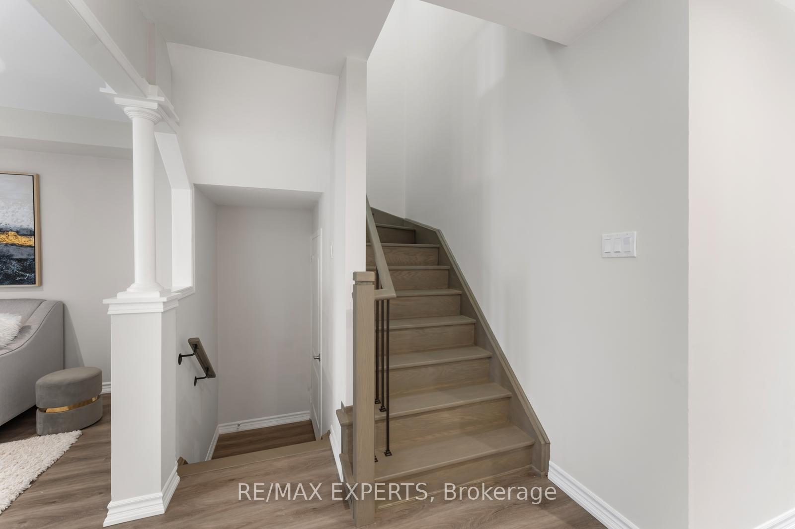 Photo 15 of 40 Benjamin Hood Crescent, Vaughan, Patterson — HOMEH