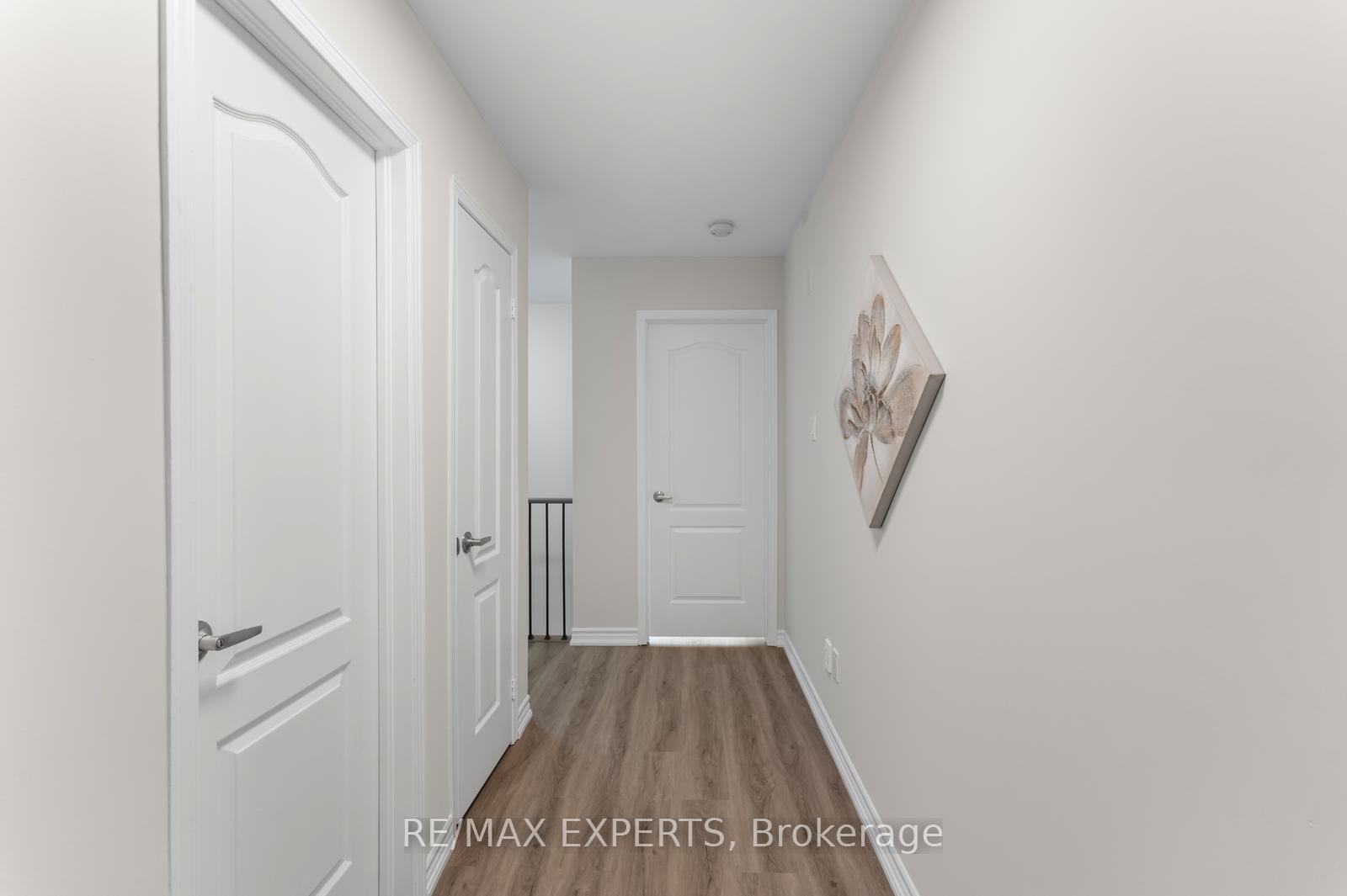 Photo 16 of 40 Benjamin Hood Crescent, Vaughan, Patterson — HOMEH