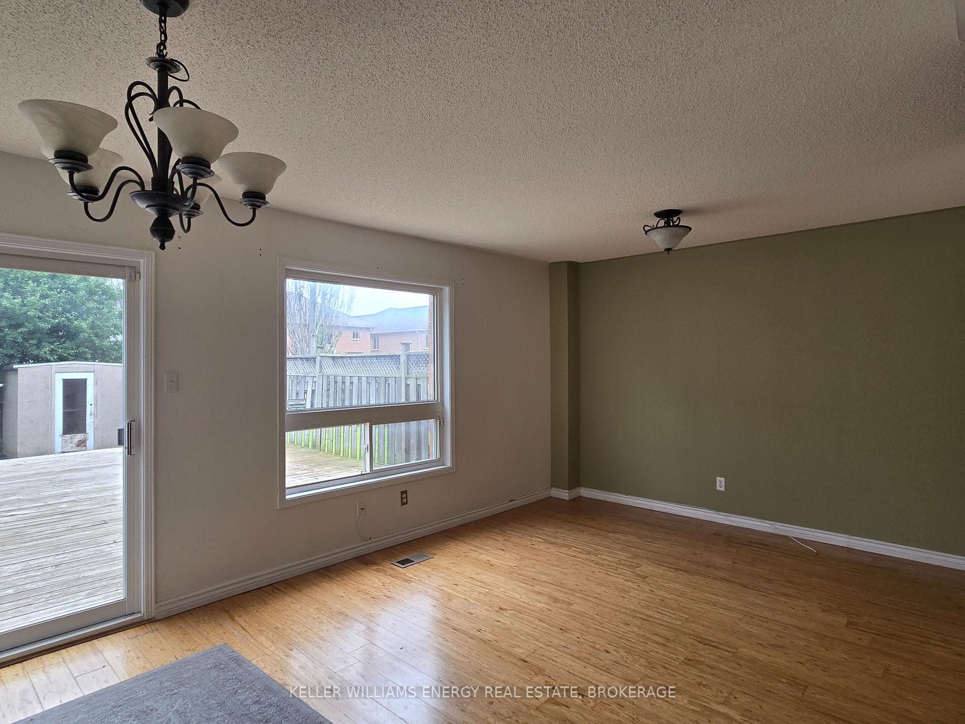 Photo 5 of 61 Palomino Place, Whitby, Pringle Creek — HOMEH