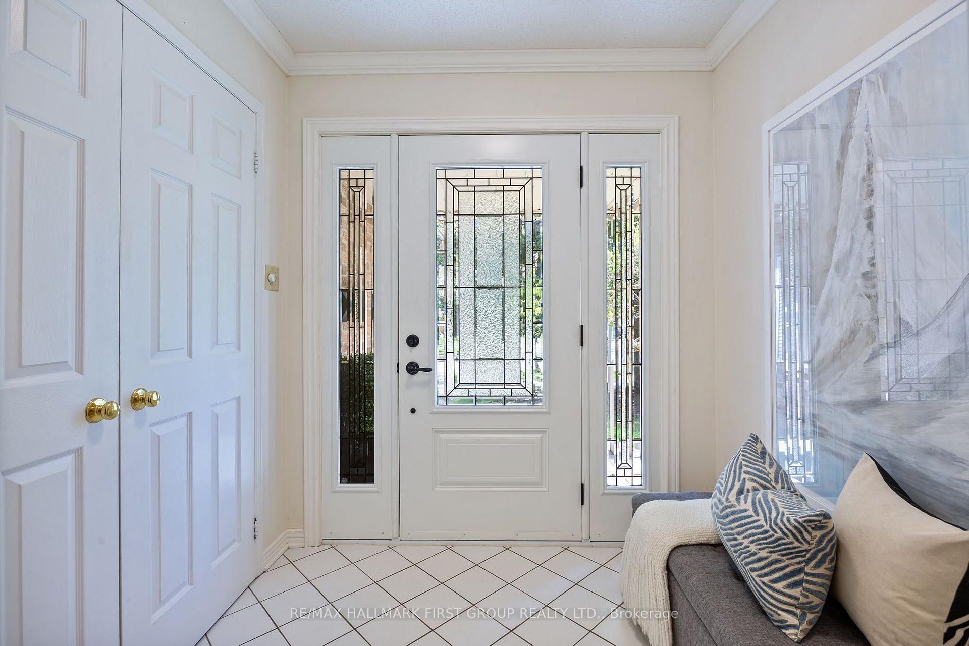 Photo 3 of 22 Kennett Drive, Whitby, Lynde Creek — HOMEH