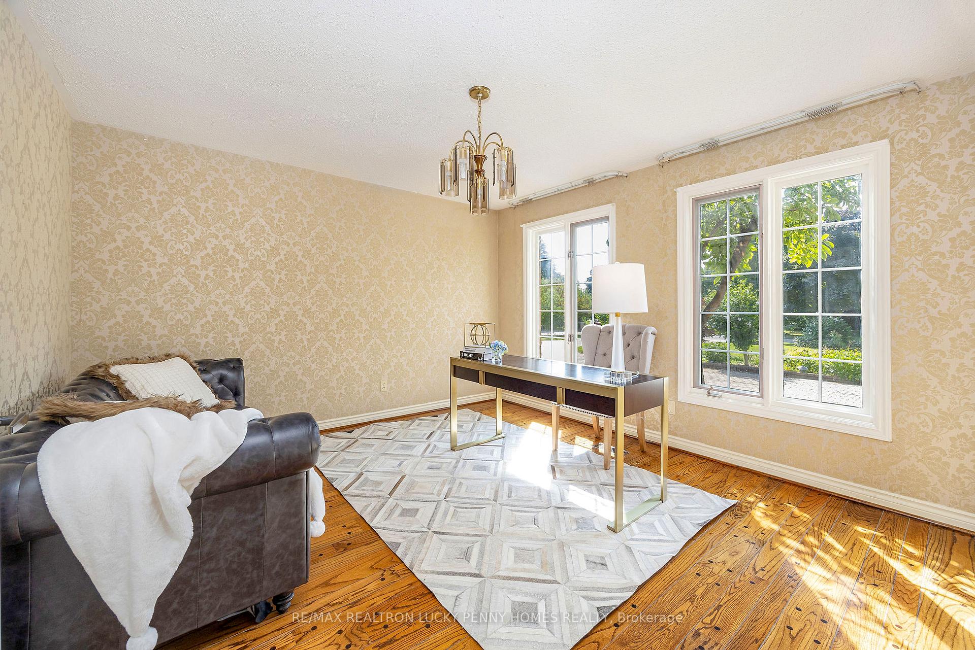 Photo 14 of 30 Country Estates Drive, Markham, Cachet — HOMEH