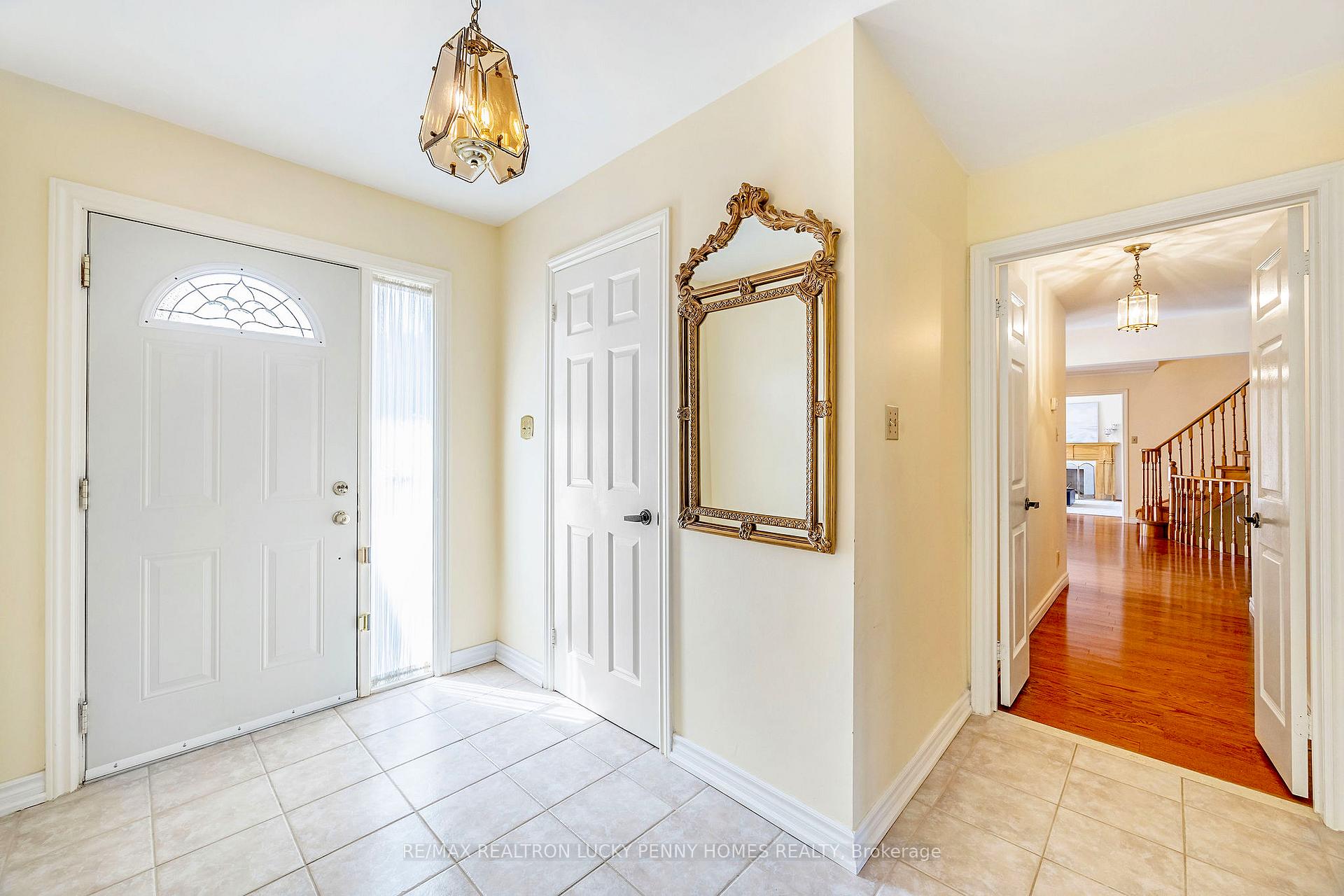 Photo 16 of 30 Country Estates Drive, Markham, Cachet — HOMEH