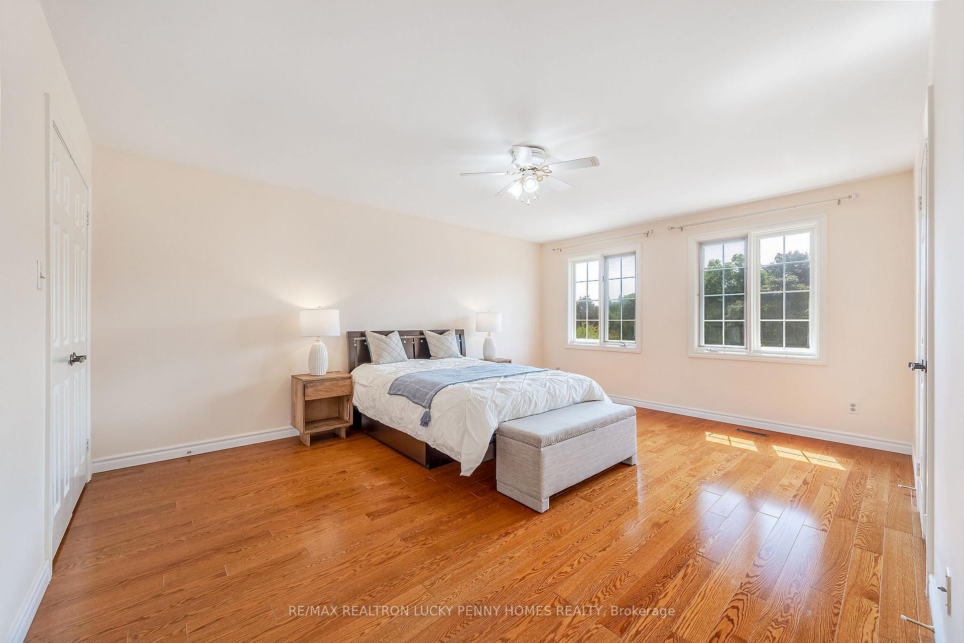 Photo 22 of 30 Country Estates Drive, Markham, Cachet — HOMEH