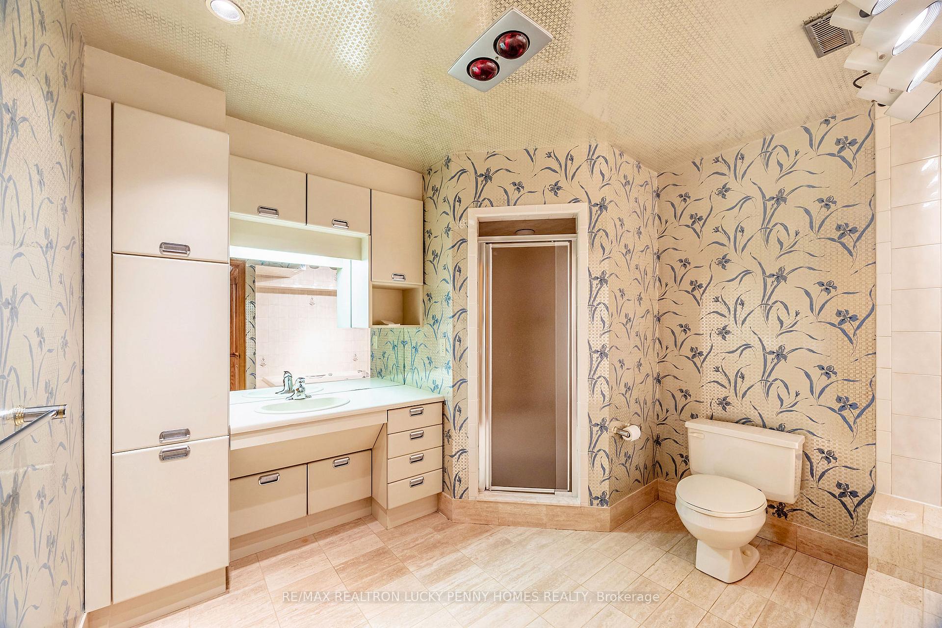 Photo 32 of 30 Country Estates Drive, Markham, Cachet — HOMEH