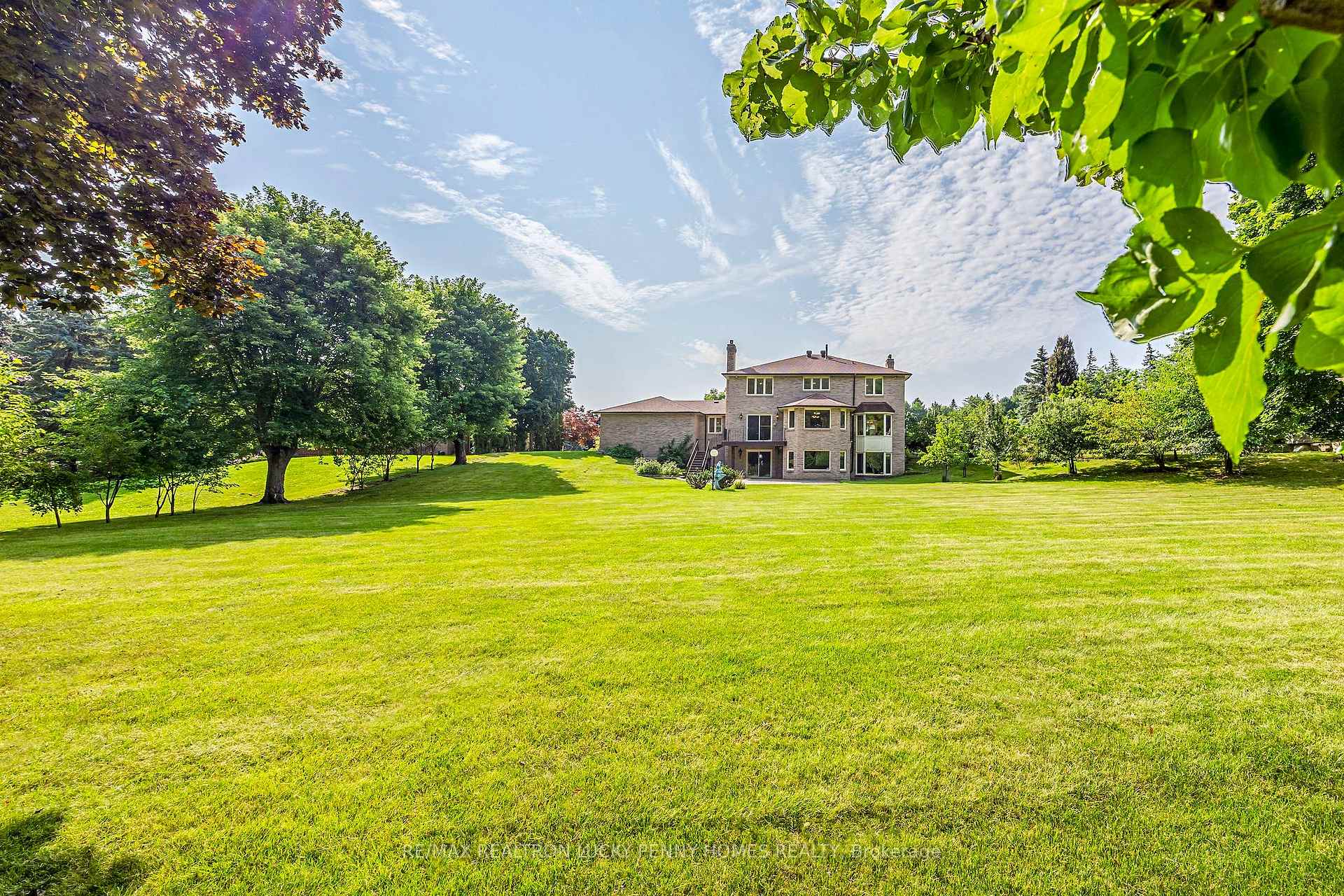 Photo 35 of 30 Country Estates Drive, Markham, Cachet — HOMEH