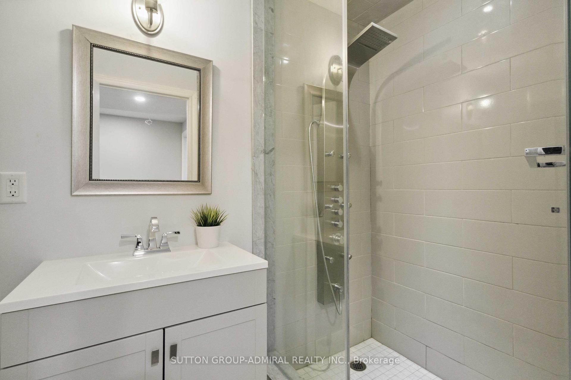 Photo 37 of 90 Giorgia Crescent, Vaughan, Rural Vaughan — HOMEH