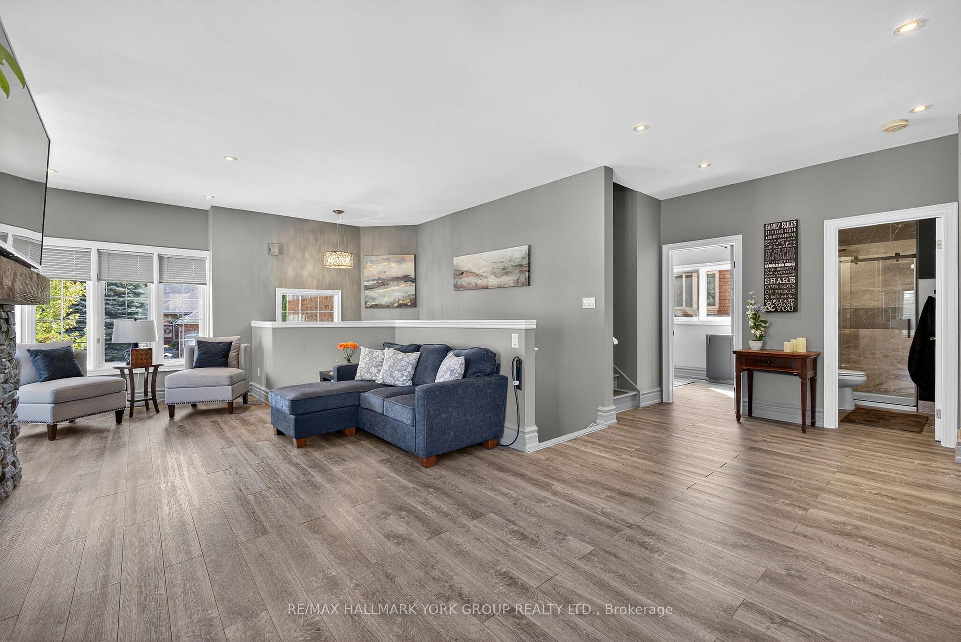 Photo 17 of 2 Hadley Court, Aurora, Bayview Wellington — HOMEH