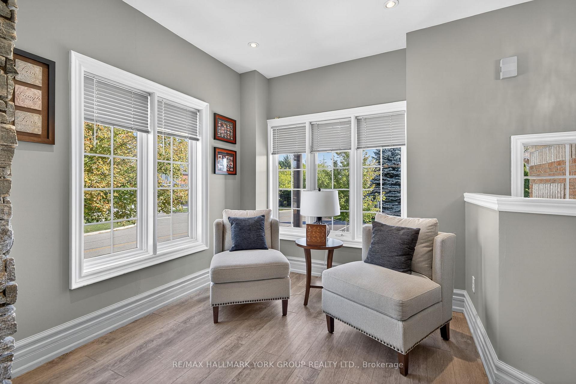 Photo 7 of 2 Hadley Court, Aurora, Bayview Wellington — HOMEH
