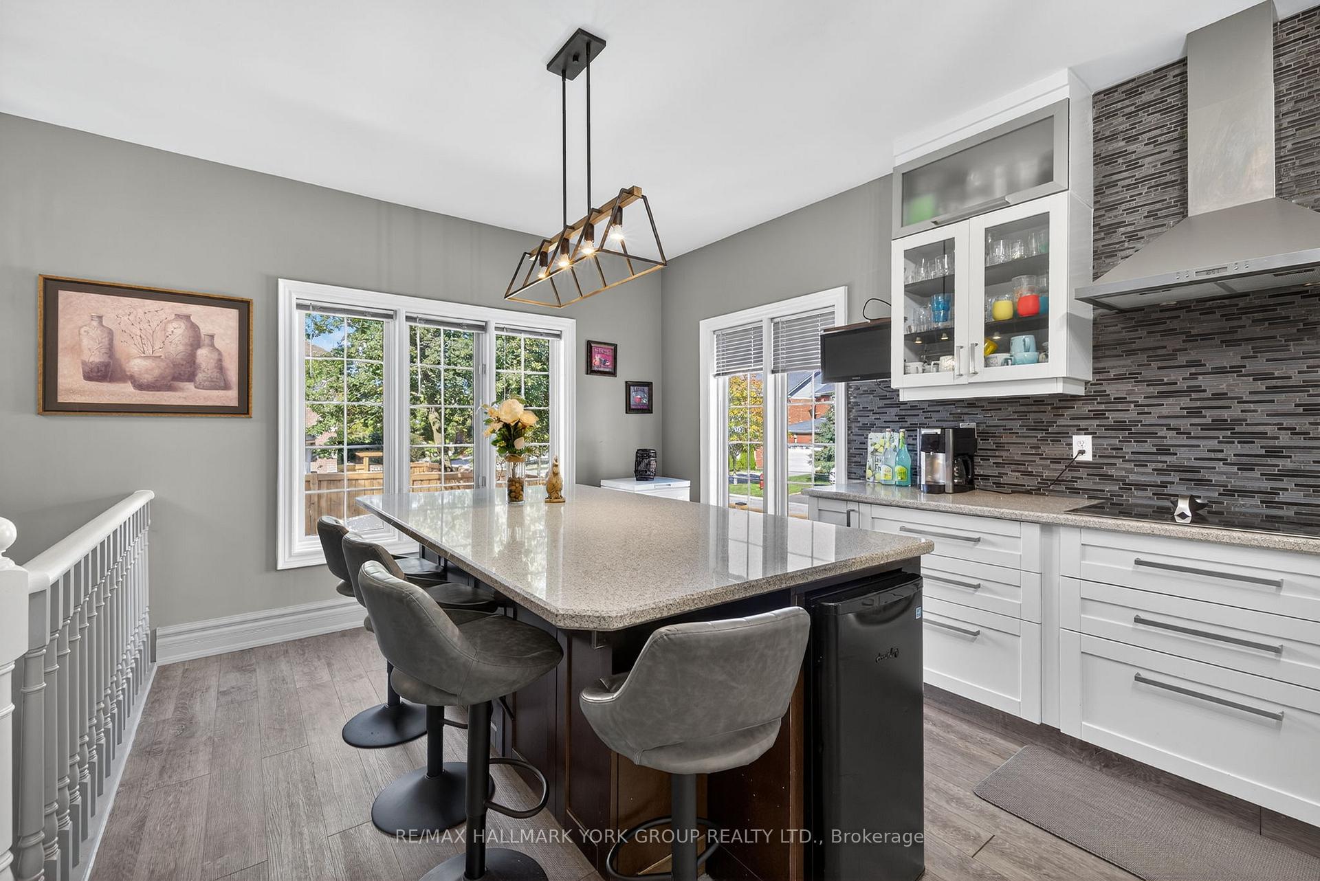 Photo 16 of 2 Hadley Court, Aurora, Bayview Wellington — HOMEH