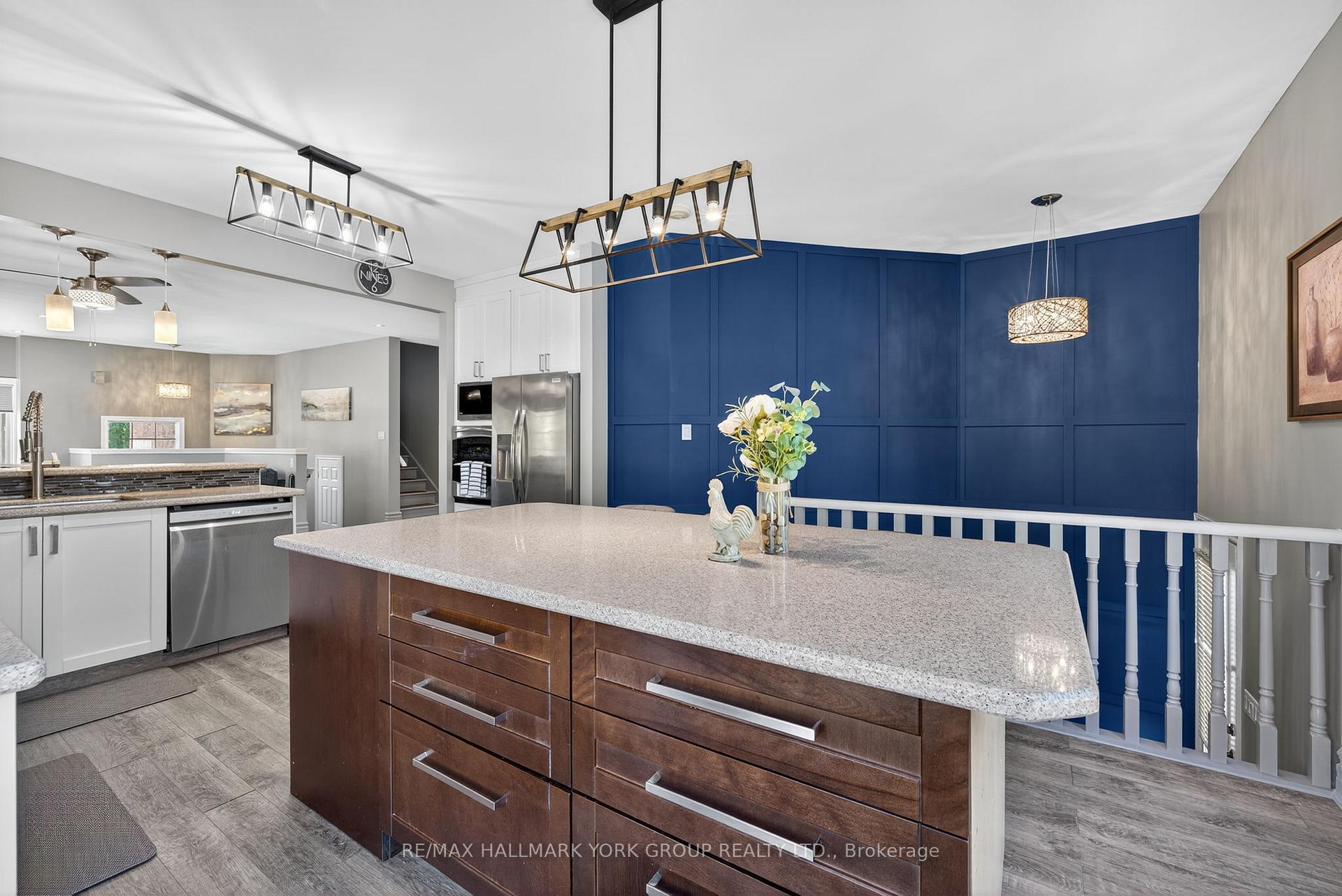 Photo 15 of 2 Hadley Court, Aurora, Bayview Wellington — HOMEH