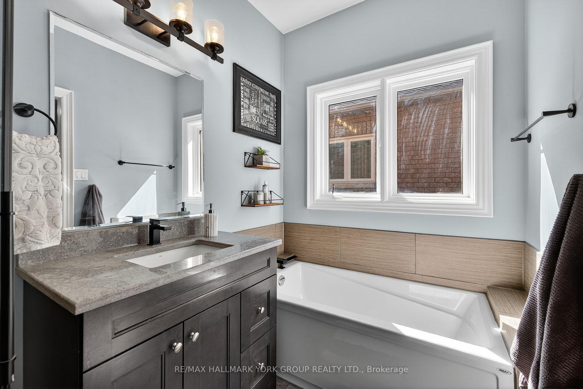 Photo 26 of 2 Hadley Court, Aurora, Bayview Wellington — HOMEH