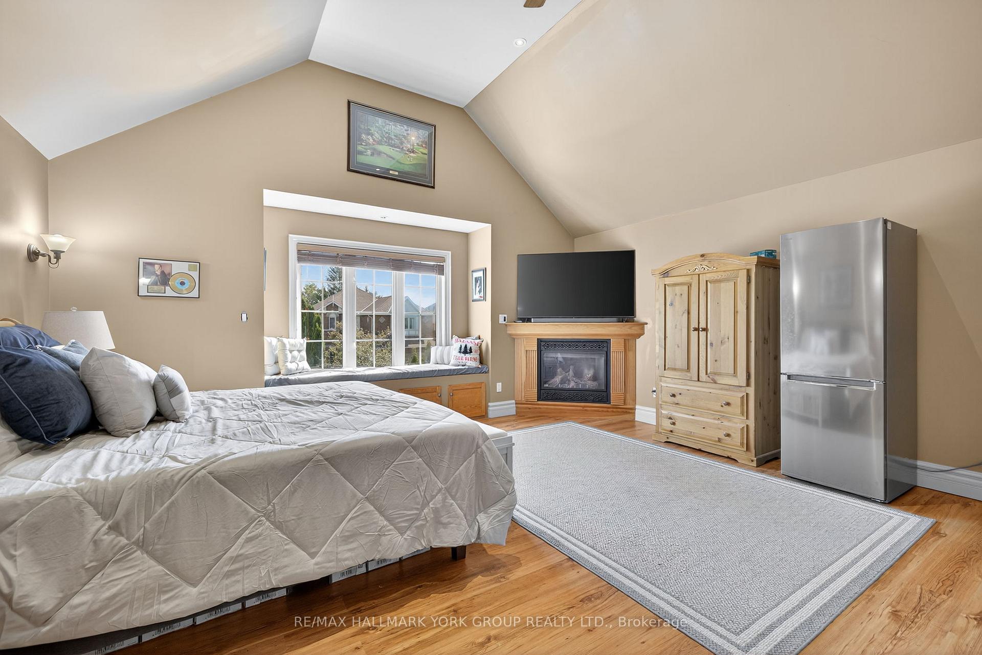 Photo 29 of 2 Hadley Court, Aurora, Bayview Wellington — HOMEH