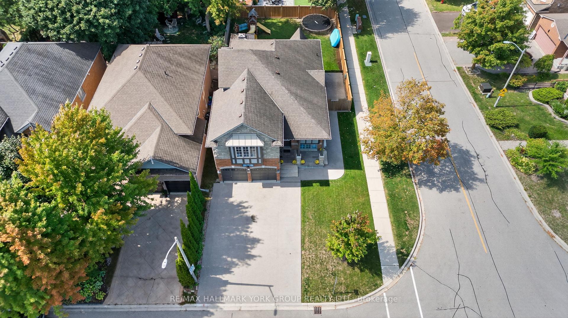 Photo 47 of 2 Hadley Court, Aurora, Bayview Wellington — HOMEH