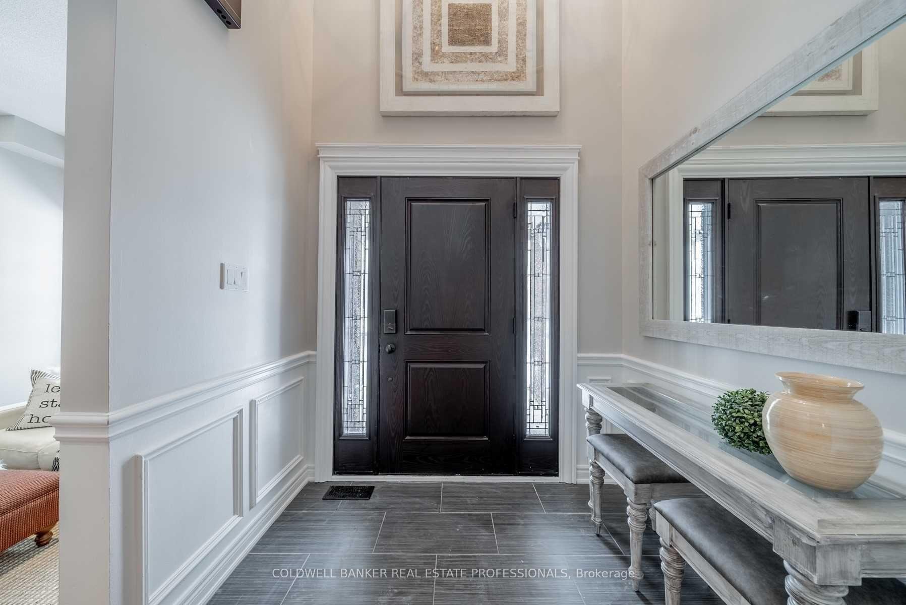 Photo 7 of 28 Apsley Crescent, Whitby, Brooklin — HOMEH