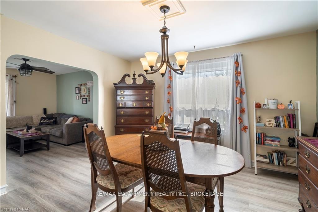Photo 9 of 75 Crowland Avenue, Welland, Lincoln/Crowland — HOMEH