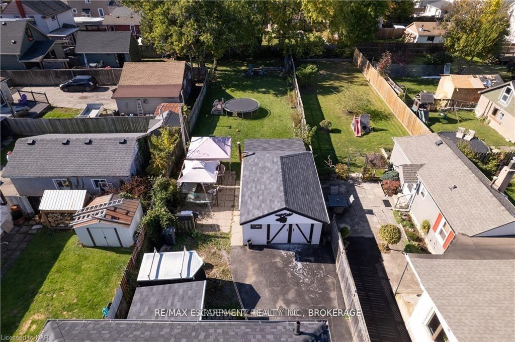 Photo 31 of 75 Crowland Avenue, Welland, Lincoln/Crowland — HOMEH