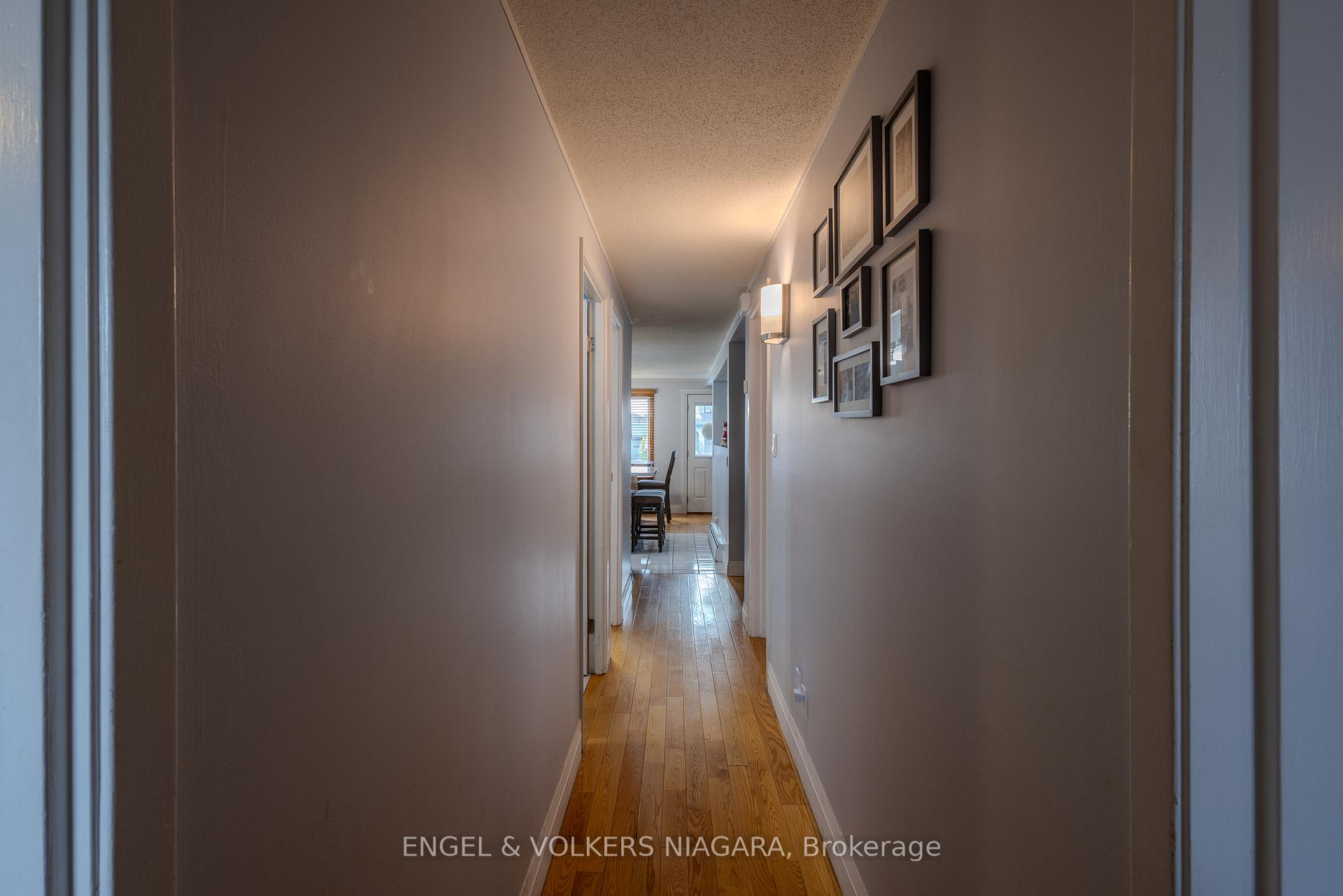 Photo 9 of 38 Lyons Avenue, Welland, Lincoln/Crowland — HOMEH