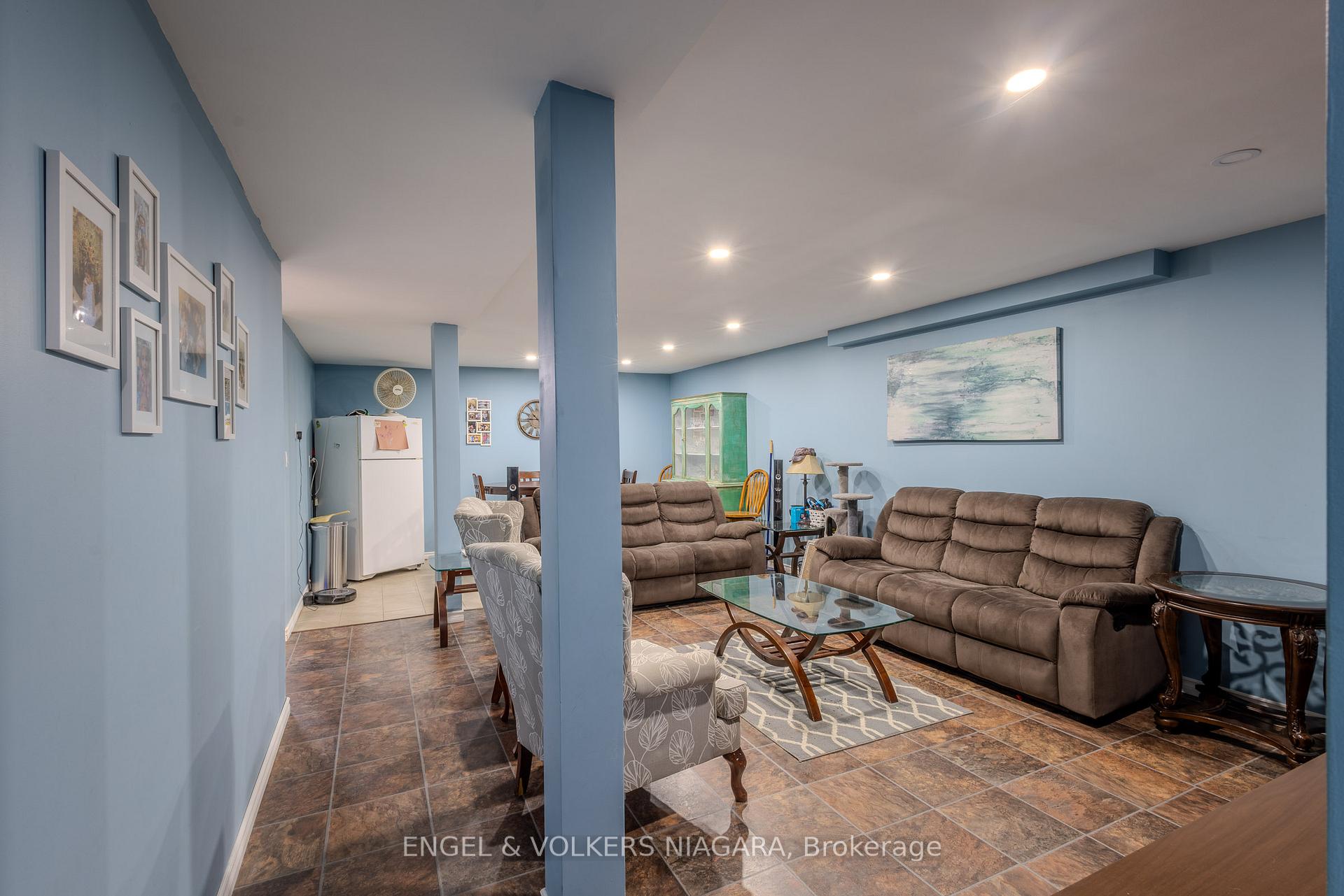 Photo 14 of 38 Lyons Avenue, Welland, Lincoln/Crowland — HOMEH
