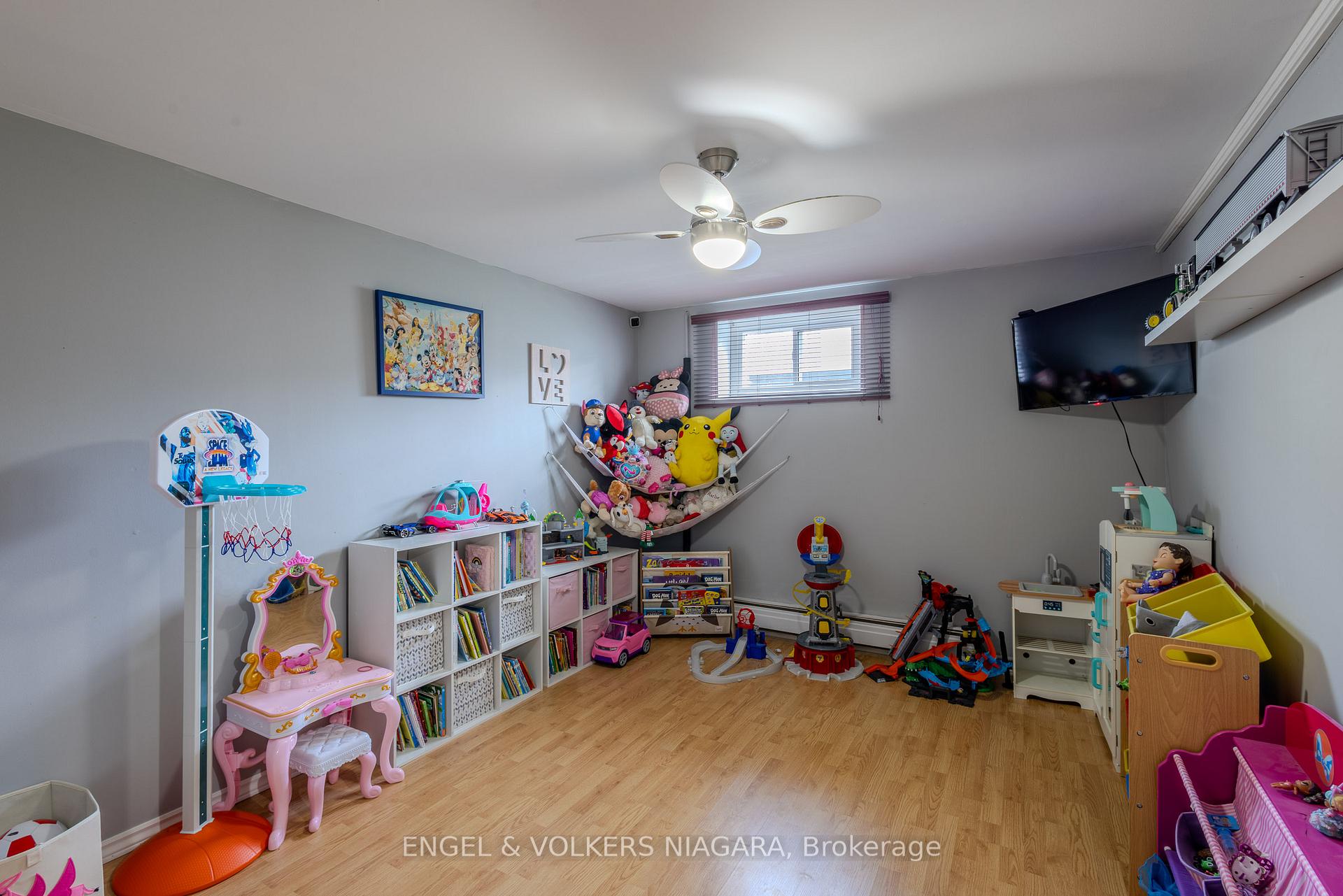 Photo 15 of 38 Lyons Avenue, Welland, Lincoln/Crowland — HOMEH