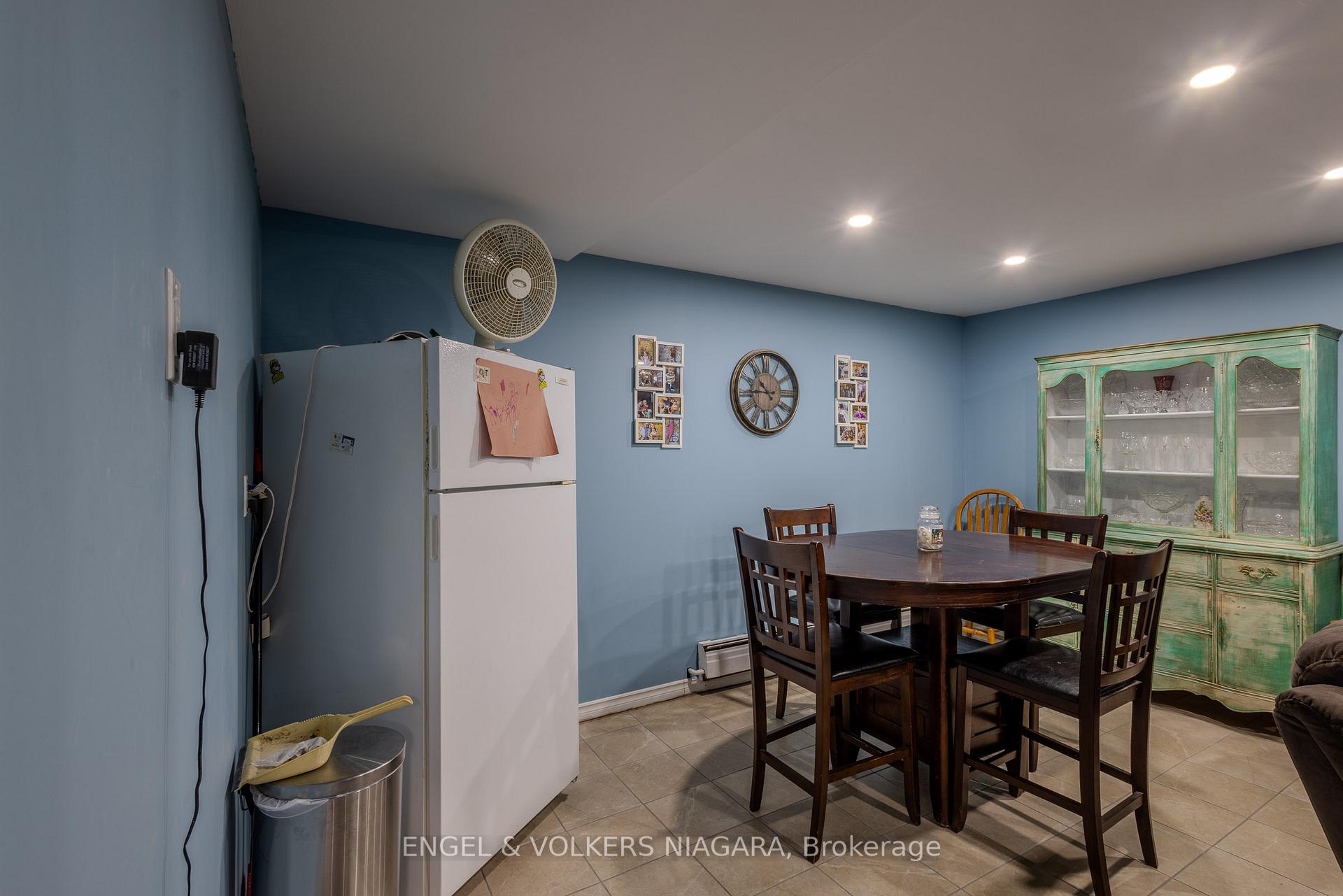 Photo 18 of 38 Lyons Avenue, Welland, Lincoln/Crowland — HOMEH