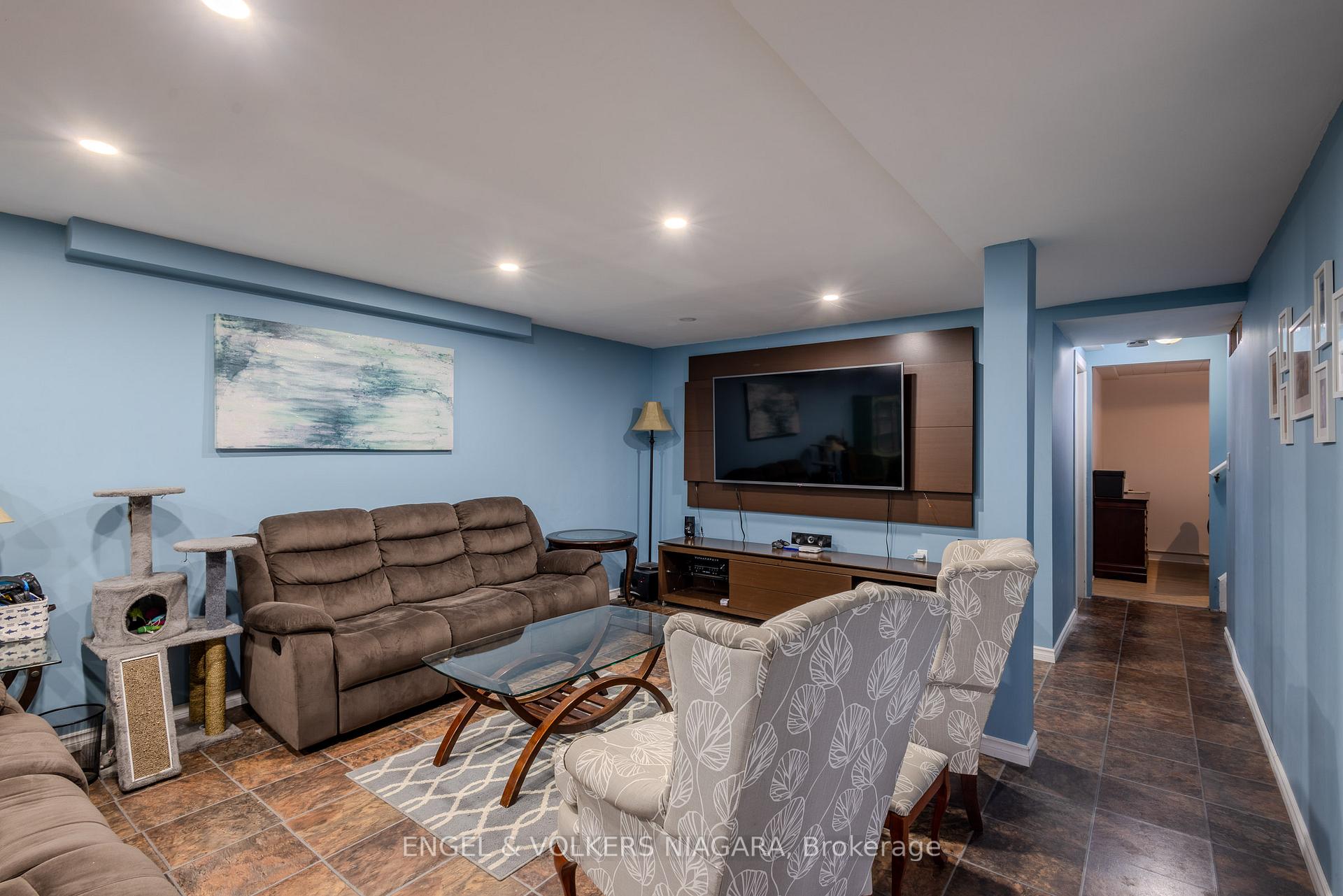 Photo 19 of 38 Lyons Avenue, Welland, Lincoln/Crowland — HOMEH