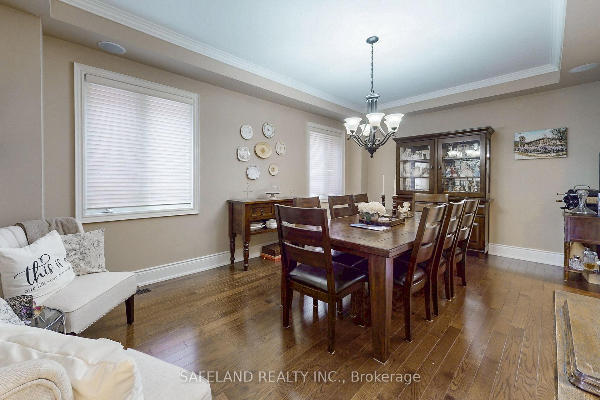 Photo 6 of 29 Riverhill Drive, Vaughan, Patterson — HOMEH