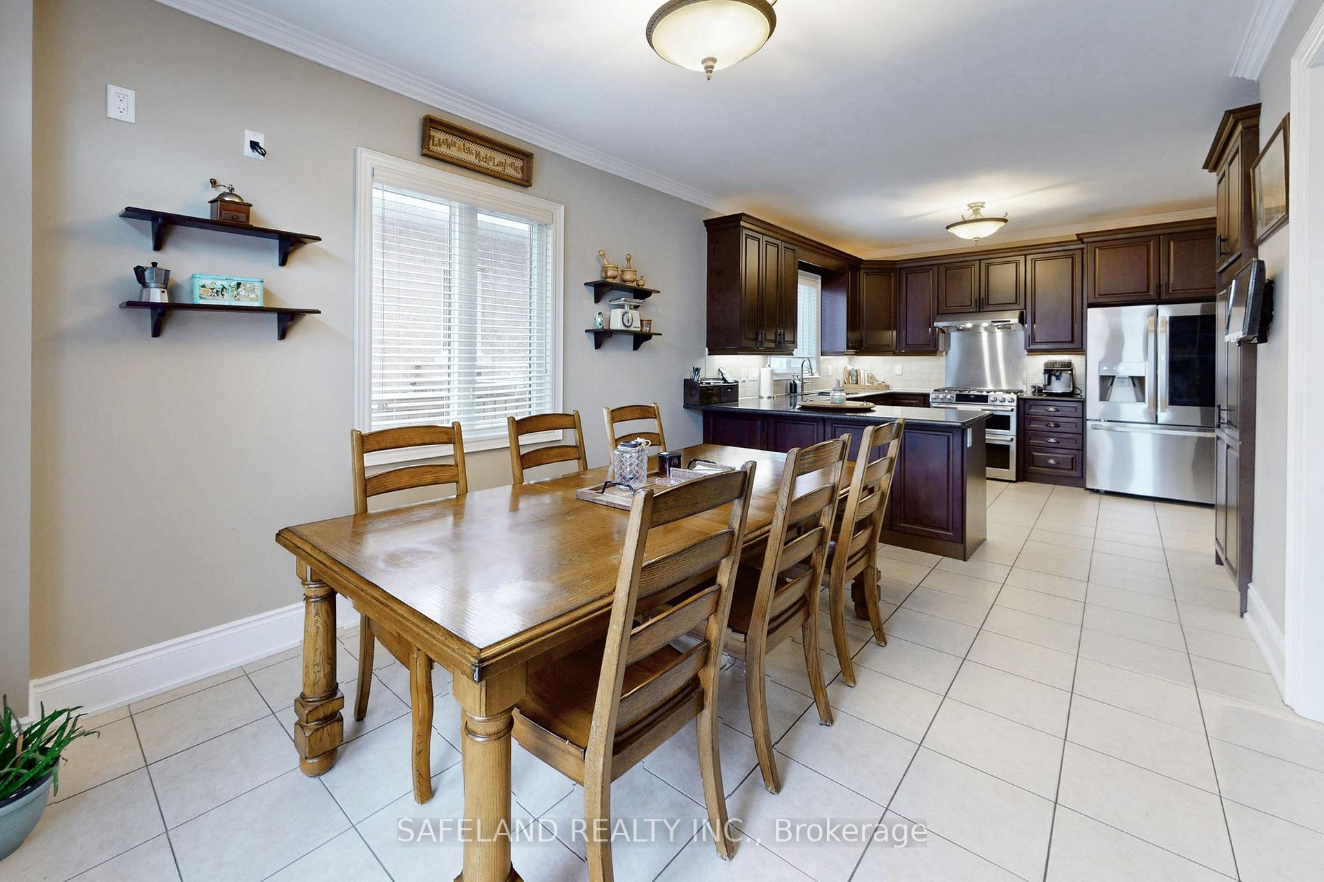 Photo 15 of 29 Riverhill Drive, Vaughan, Patterson — HOMEH