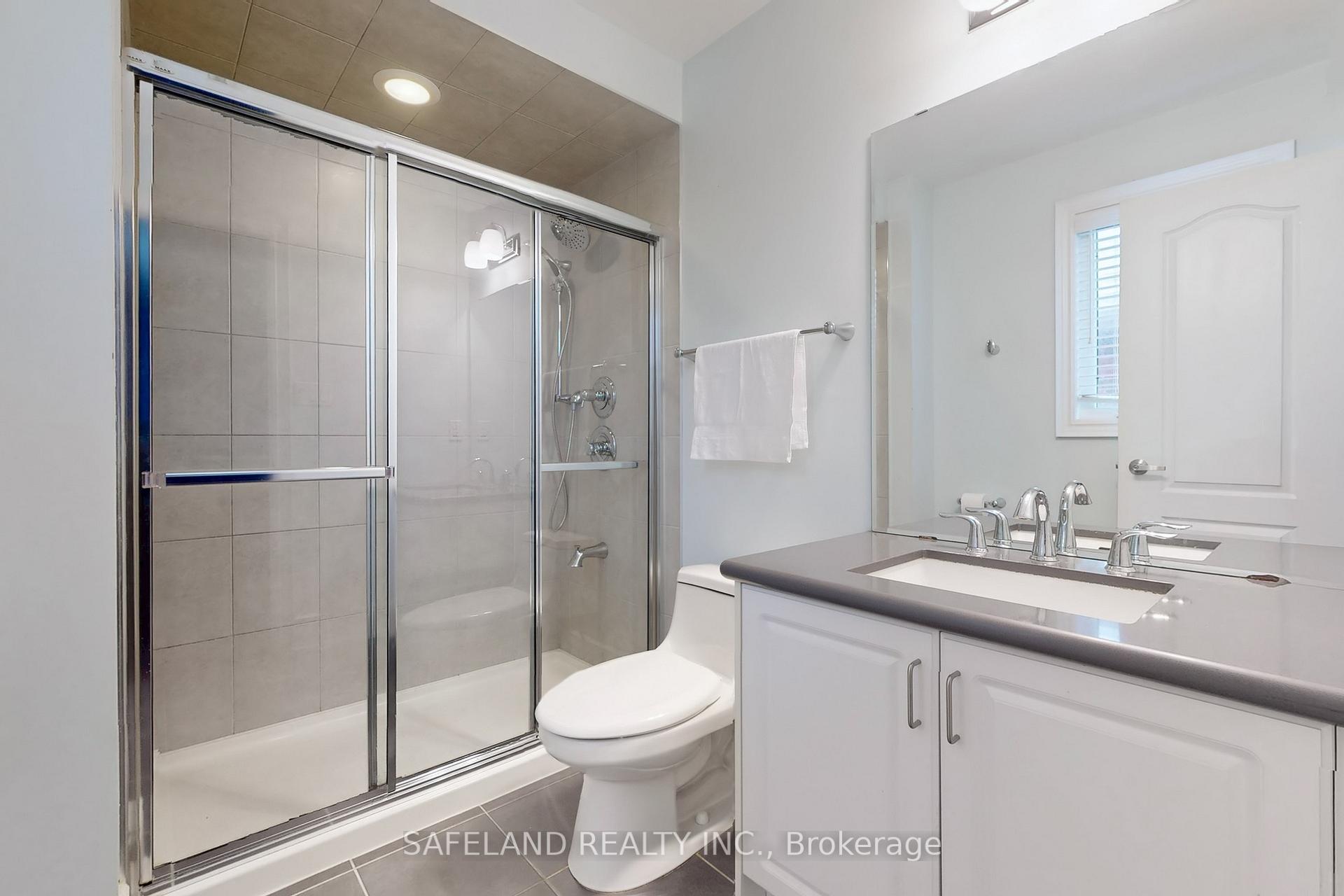 Photo 28 of 29 Riverhill Drive, Vaughan, Patterson — HOMEH
