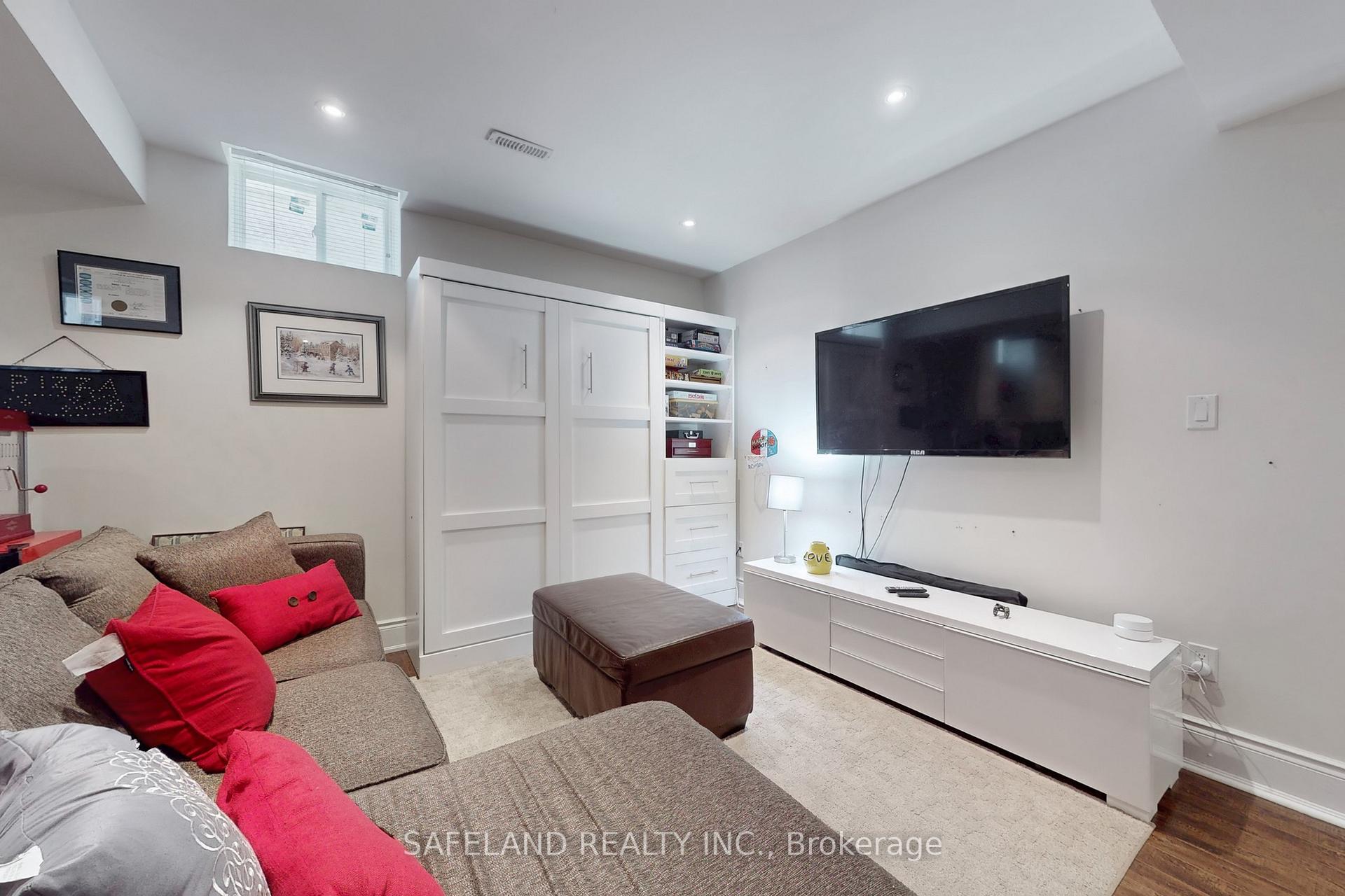 Photo 38 of 29 Riverhill Drive, Vaughan, Patterson — HOMEH