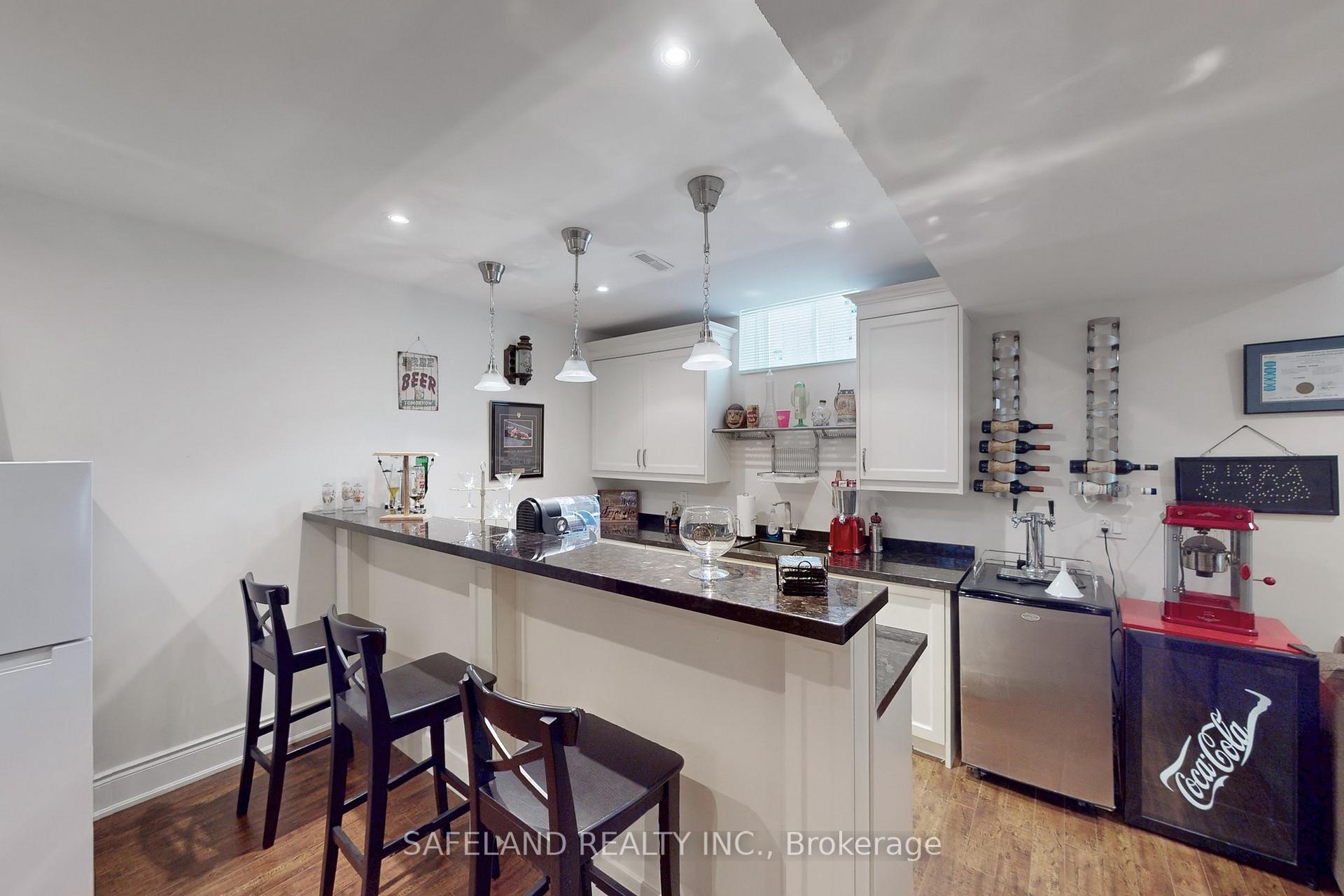 Photo 41 of 29 Riverhill Drive, Vaughan, Patterson — HOMEH