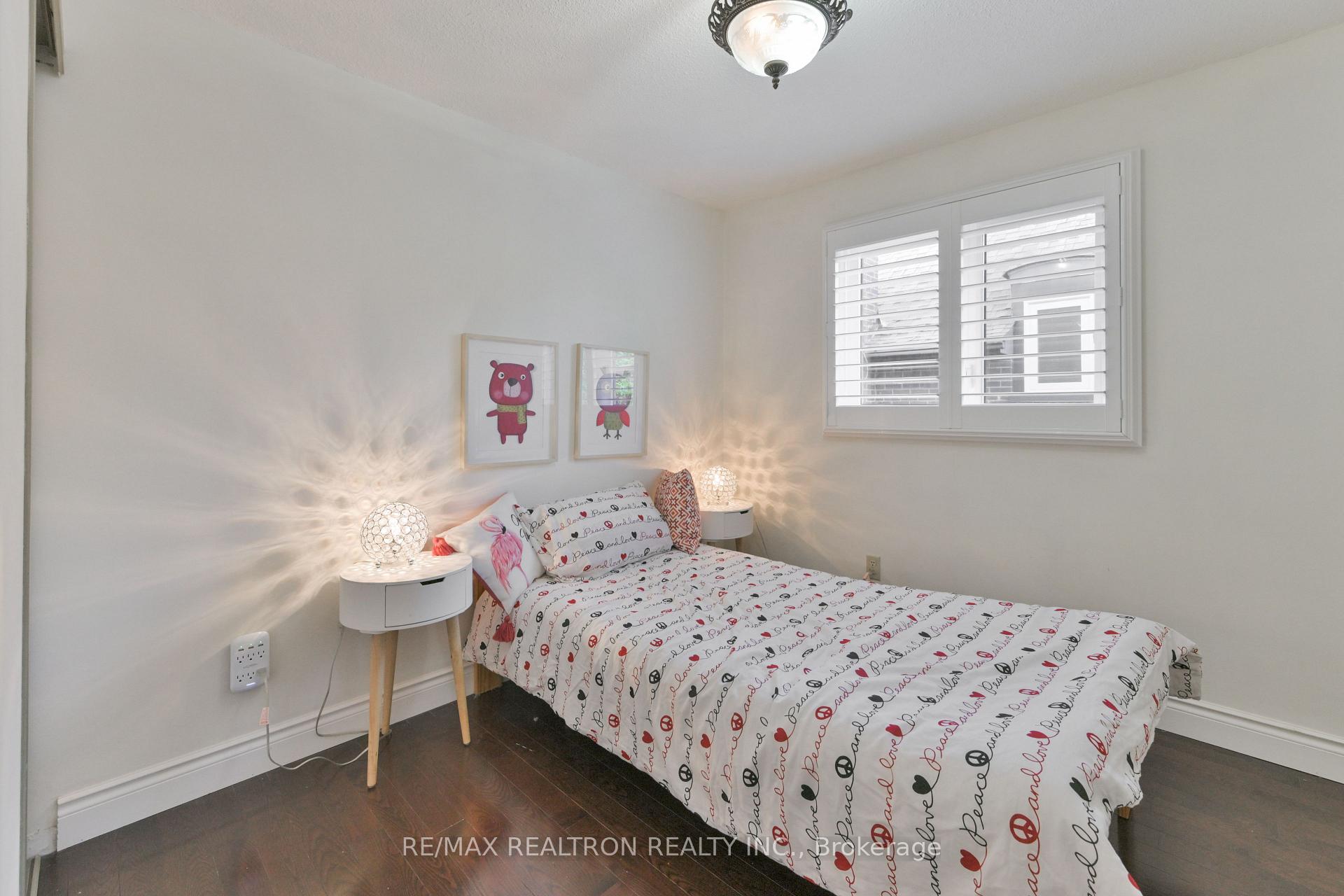 Photo 23 of 558 Village Parkway, Markham, Unionville — HOMEH