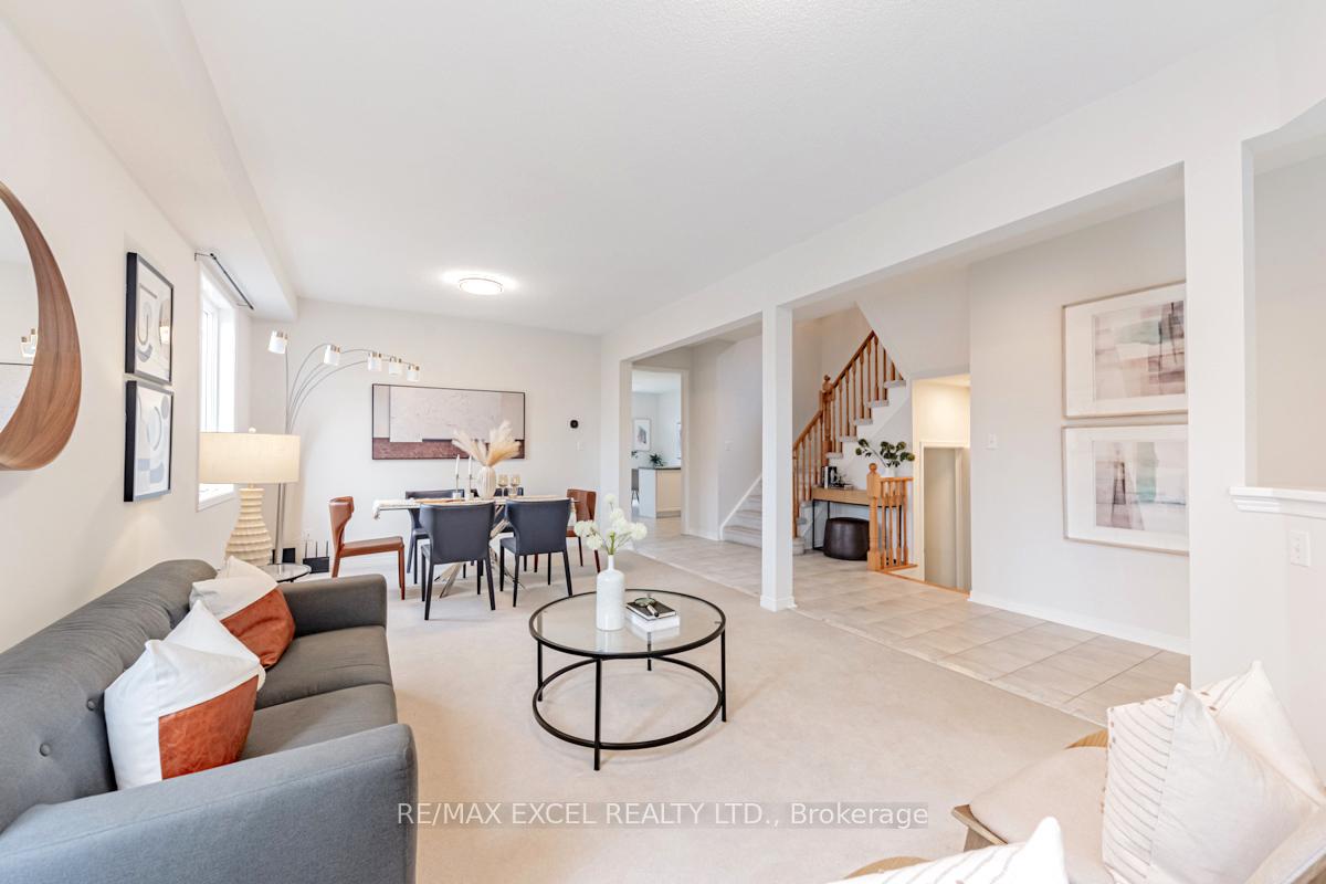 Photo 2 of 51 Cartmel Drive, Markham, Milliken Mills East — HOMEH