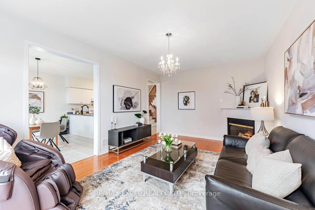 Photo 6 of 51 Cartmel Drive, Markham, Milliken Mills East — HOMEH