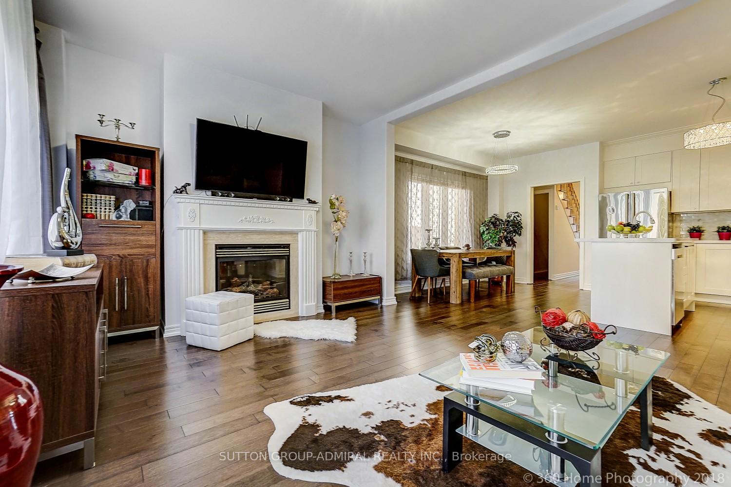 Photo 12 of 4 Spring Arbour Road, Vaughan, Patterson — HOMEH