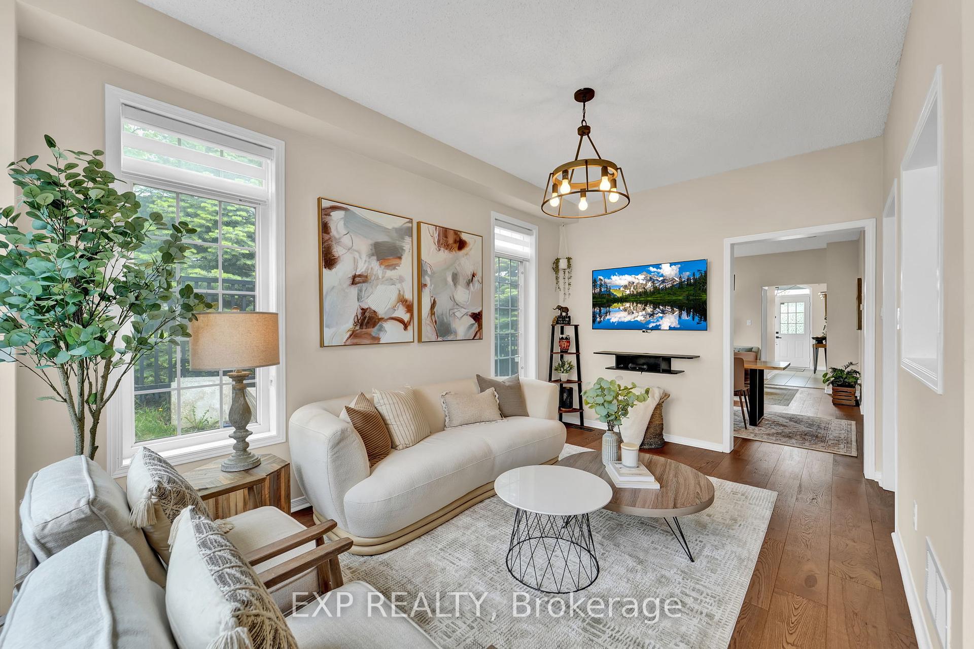 Photo 13 of 77 Catalpa Crescent, Vaughan, Patterson — HOMEH