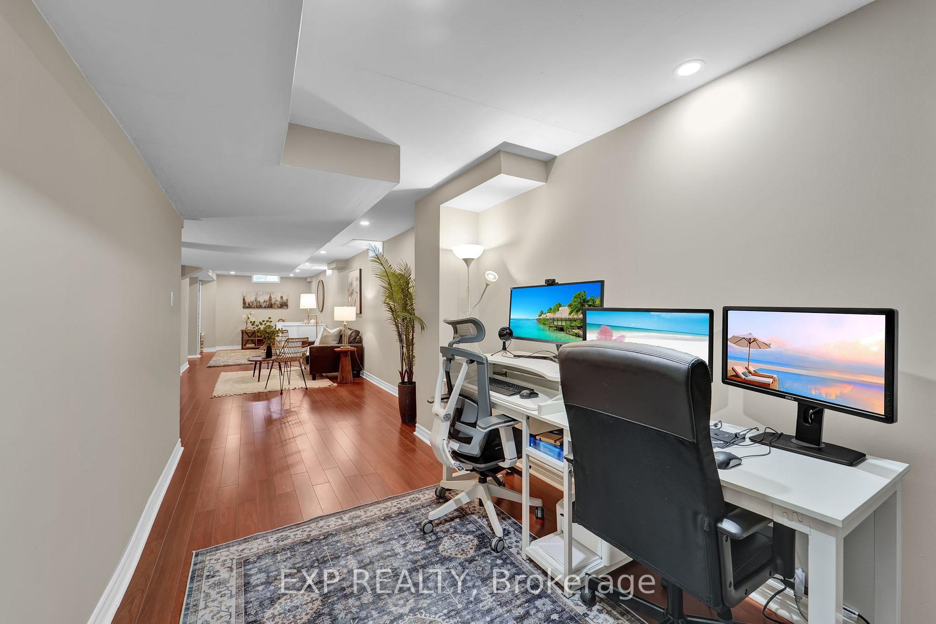 Photo 36 of 77 Catalpa Crescent, Vaughan, Patterson — HOMEH