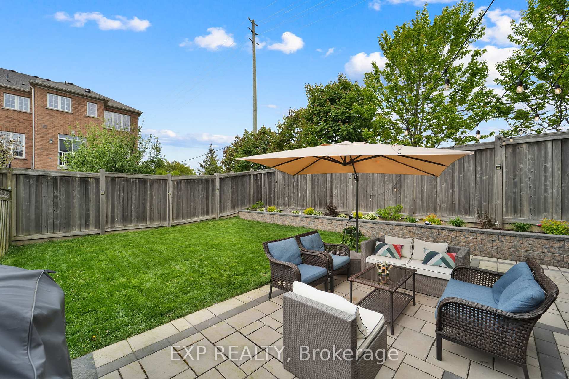 Photo 40 of 77 Catalpa Crescent, Vaughan, Patterson — HOMEH