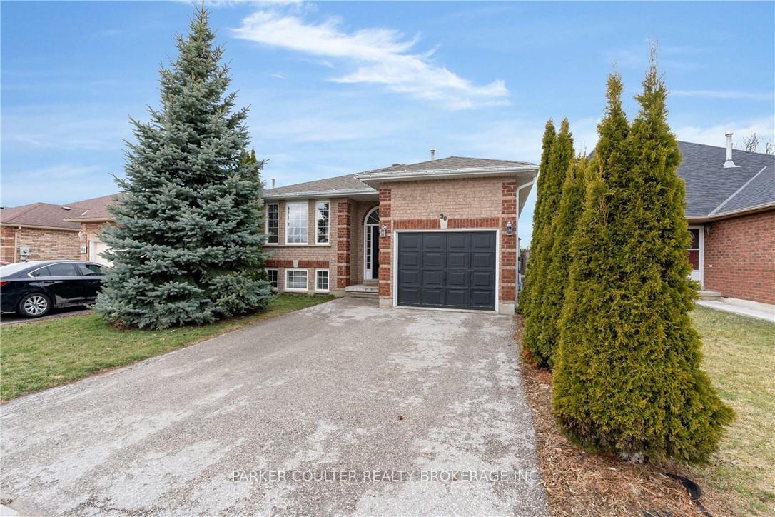 Photo 7 of 90 Larkin Drive, Barrie, Georgian Drive — HOMEH