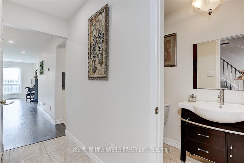 Photo 7 of 23 Martlesham Road, Markham, Milliken Mills East — HOMEH