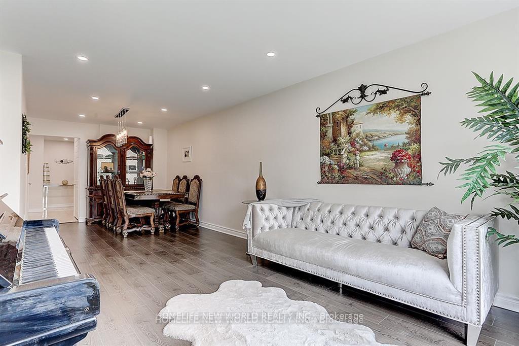 Photo 11 of 23 Martlesham Road, Markham, Milliken Mills East — HOMEH