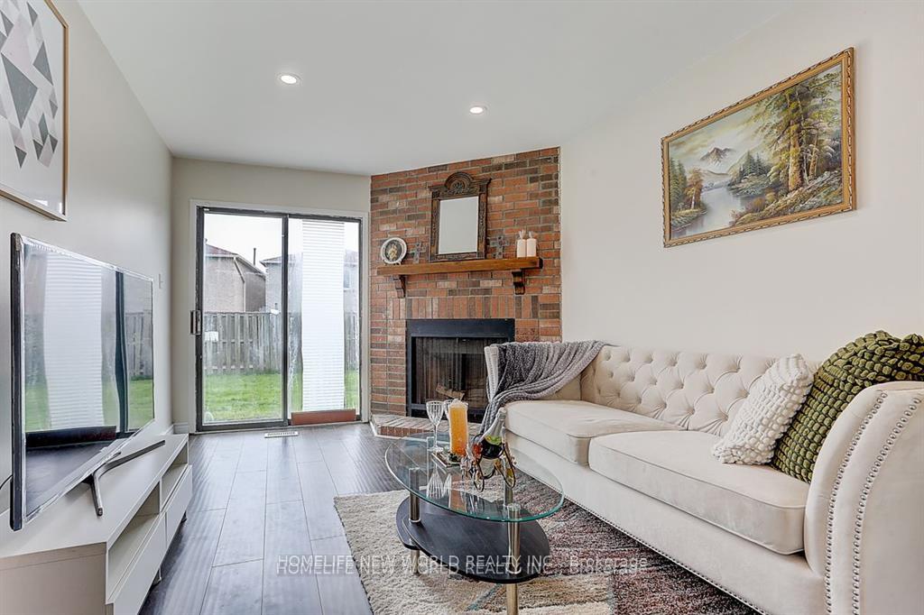 Photo 14 of 23 Martlesham Road, Markham, Milliken Mills East — HOMEH