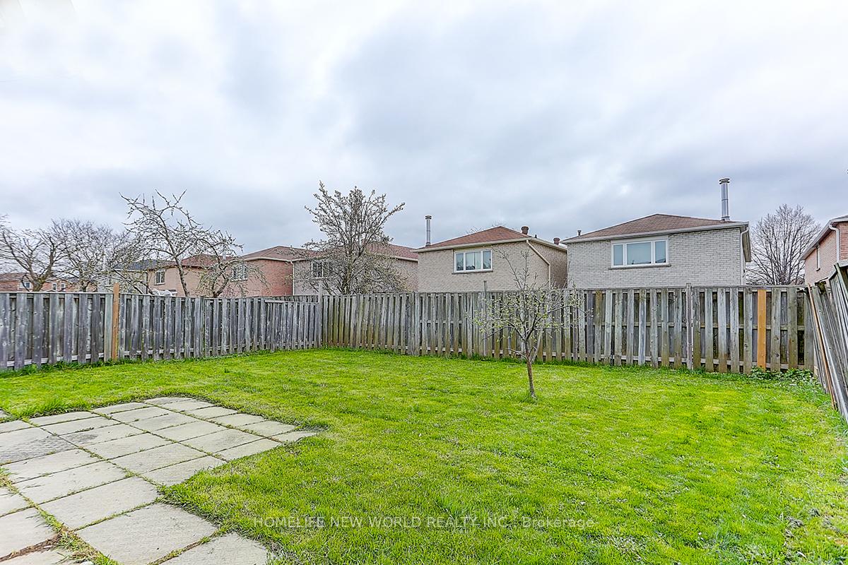 Photo 38 of 23 Martlesham Road, Markham, Milliken Mills East — HOMEH