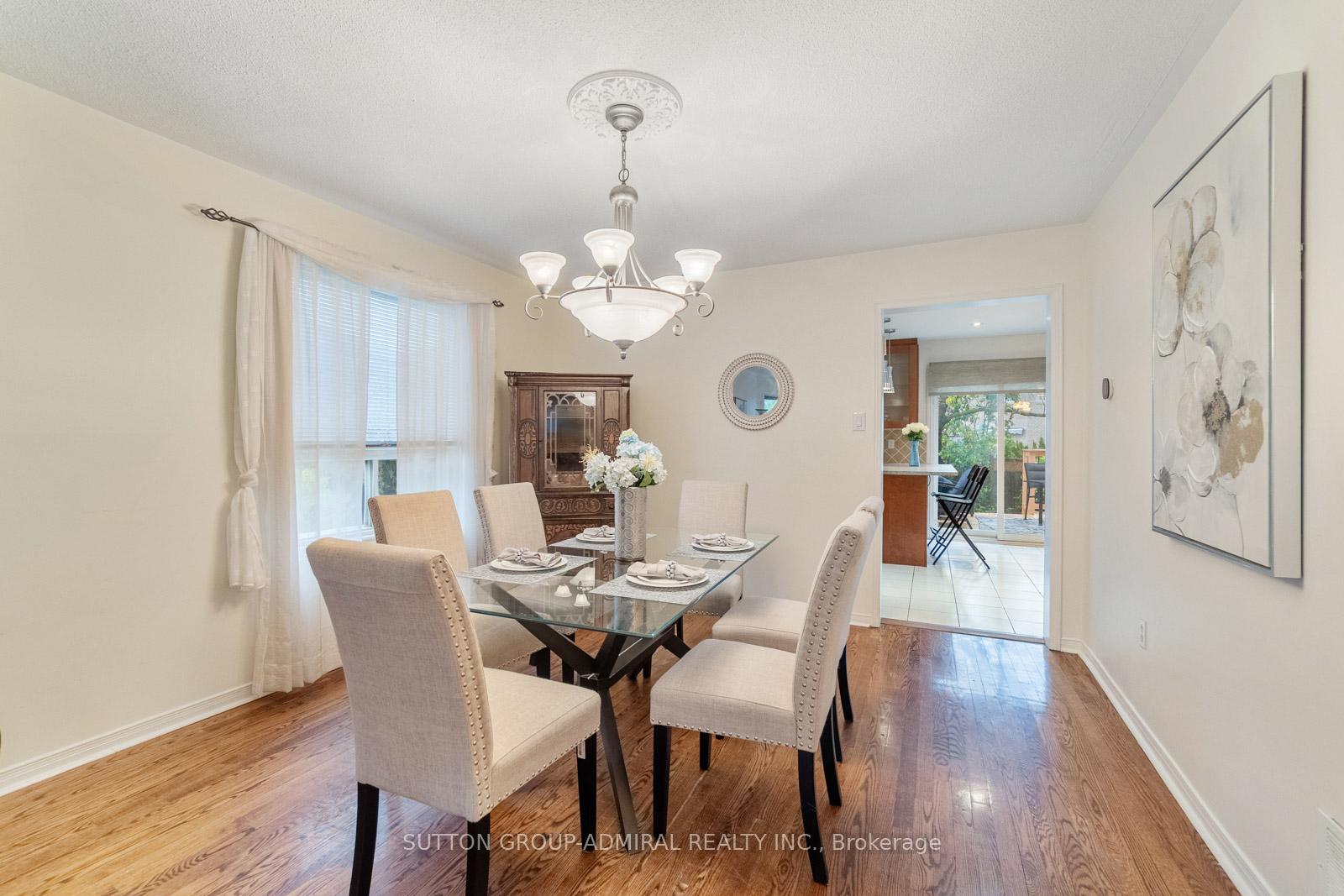Photo 8 of 288 Chelwood Drive, Vaughan, Brownridge — HOMEH