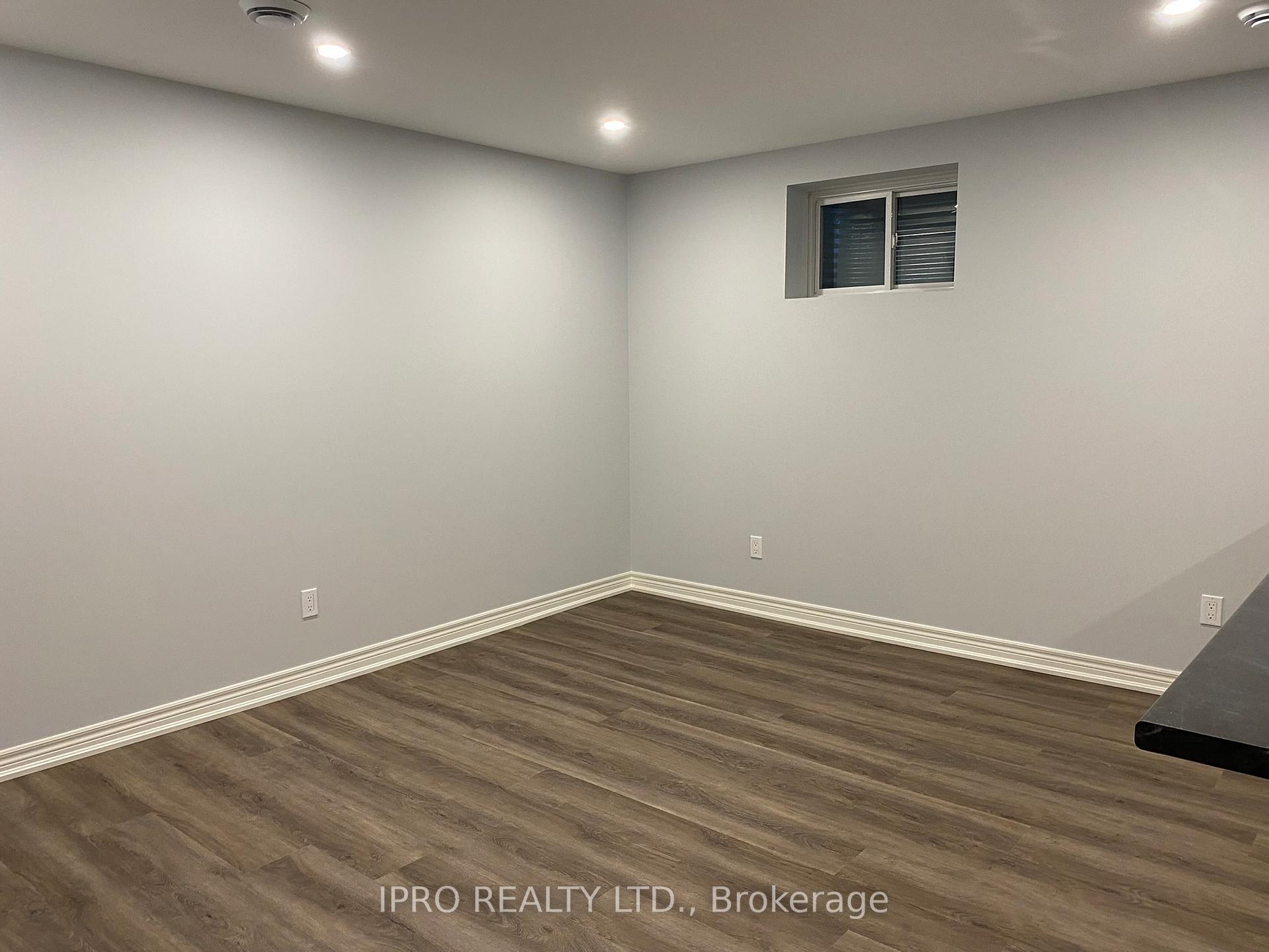Photo 17 of Unit Basemnt, 203 Classic Avenue, Welland, Lincoln/Crowland — HOMEH