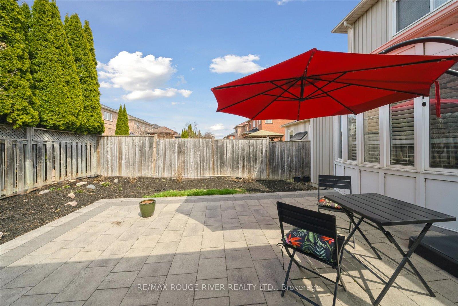 Photo 35 of 57 Penhurst Drive, Whitby, Brooklin — HOMEH